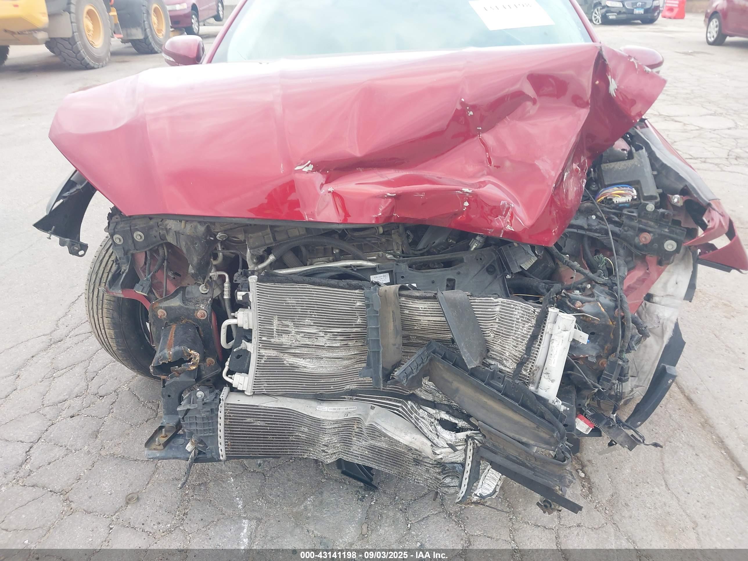 FORD FUSION image 6