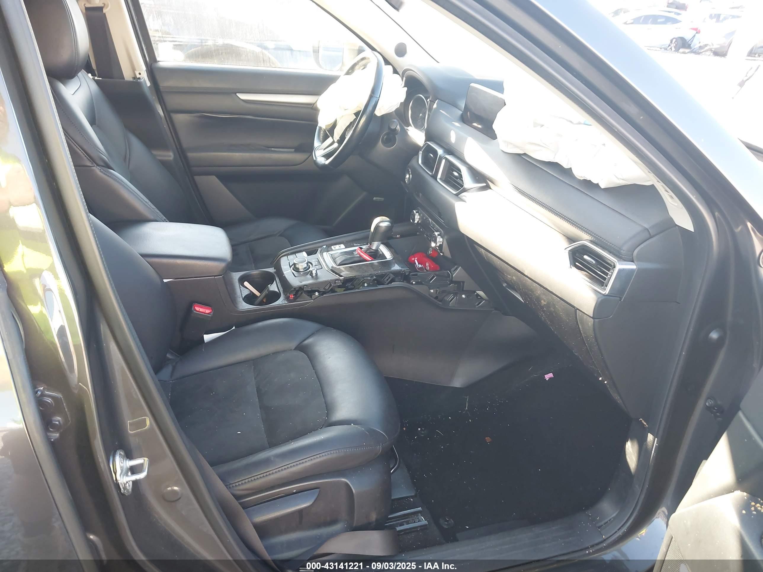 MAZDA CX-5 image 5