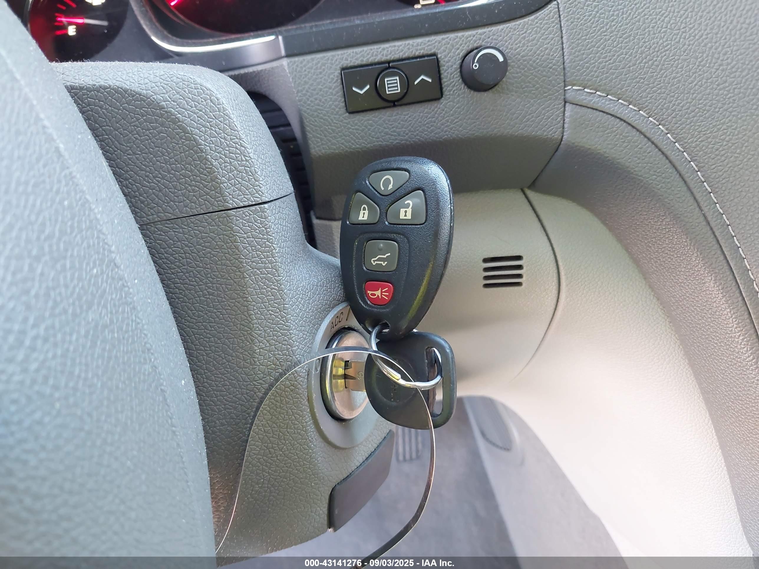 GMC ACADIA image 11