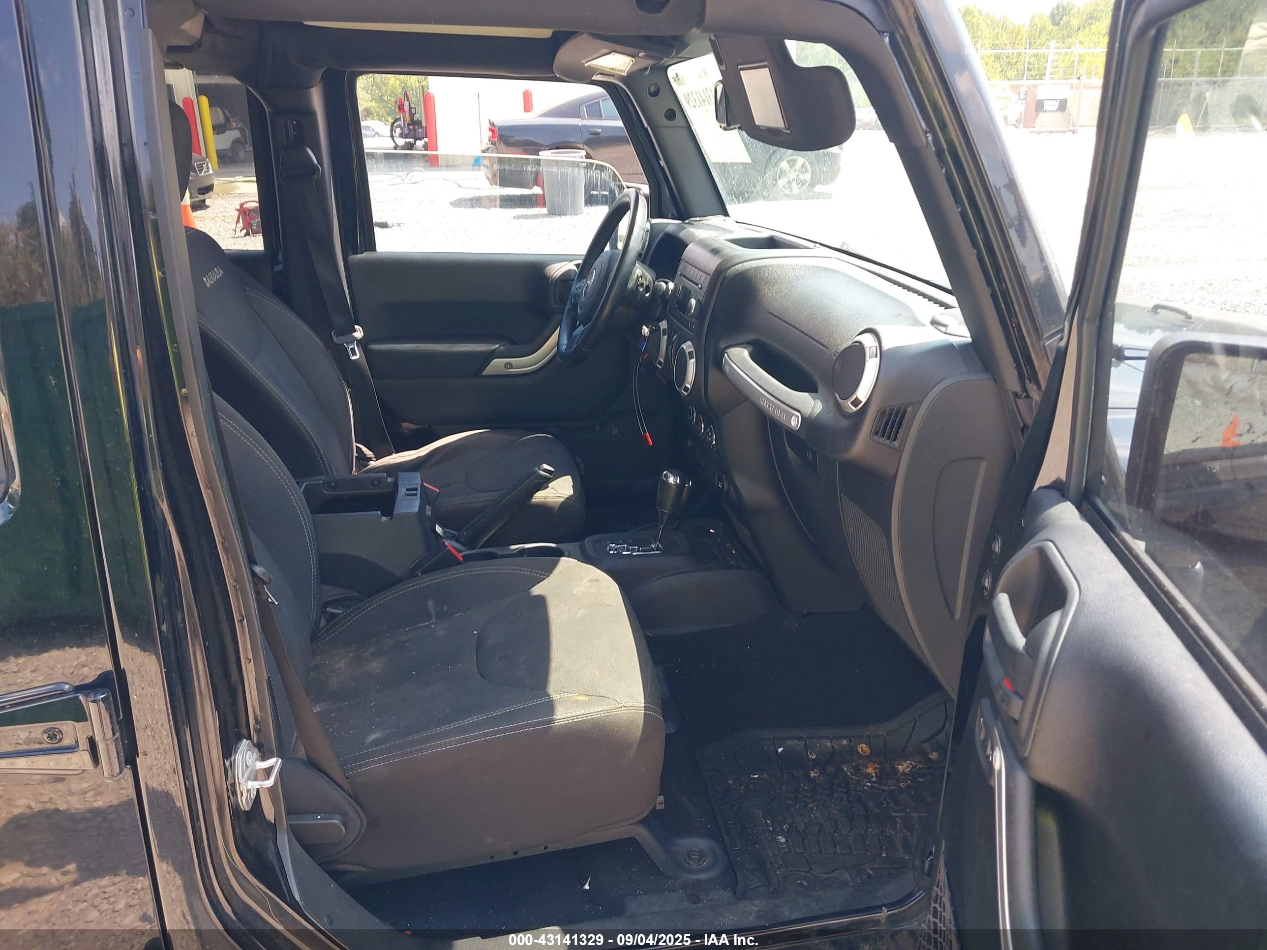JEEP WRANGLER image 5