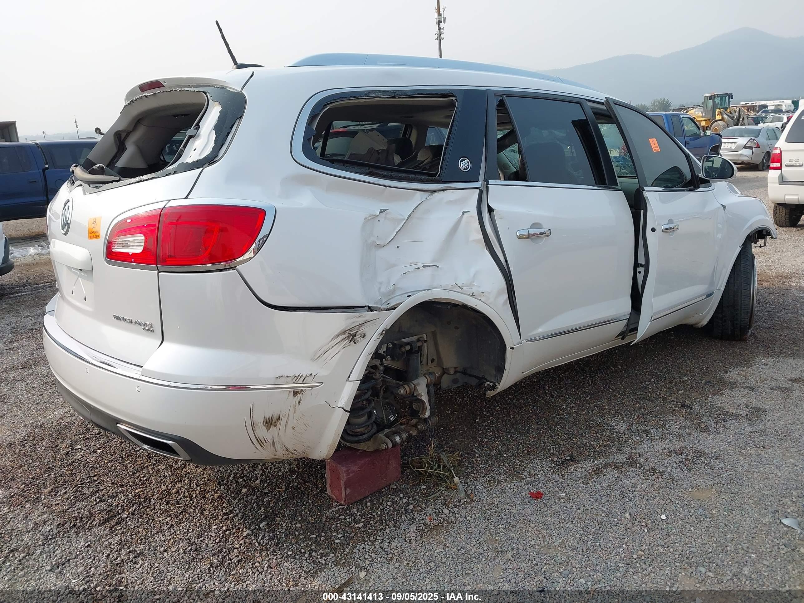 BUICK ENCLAVE image 4