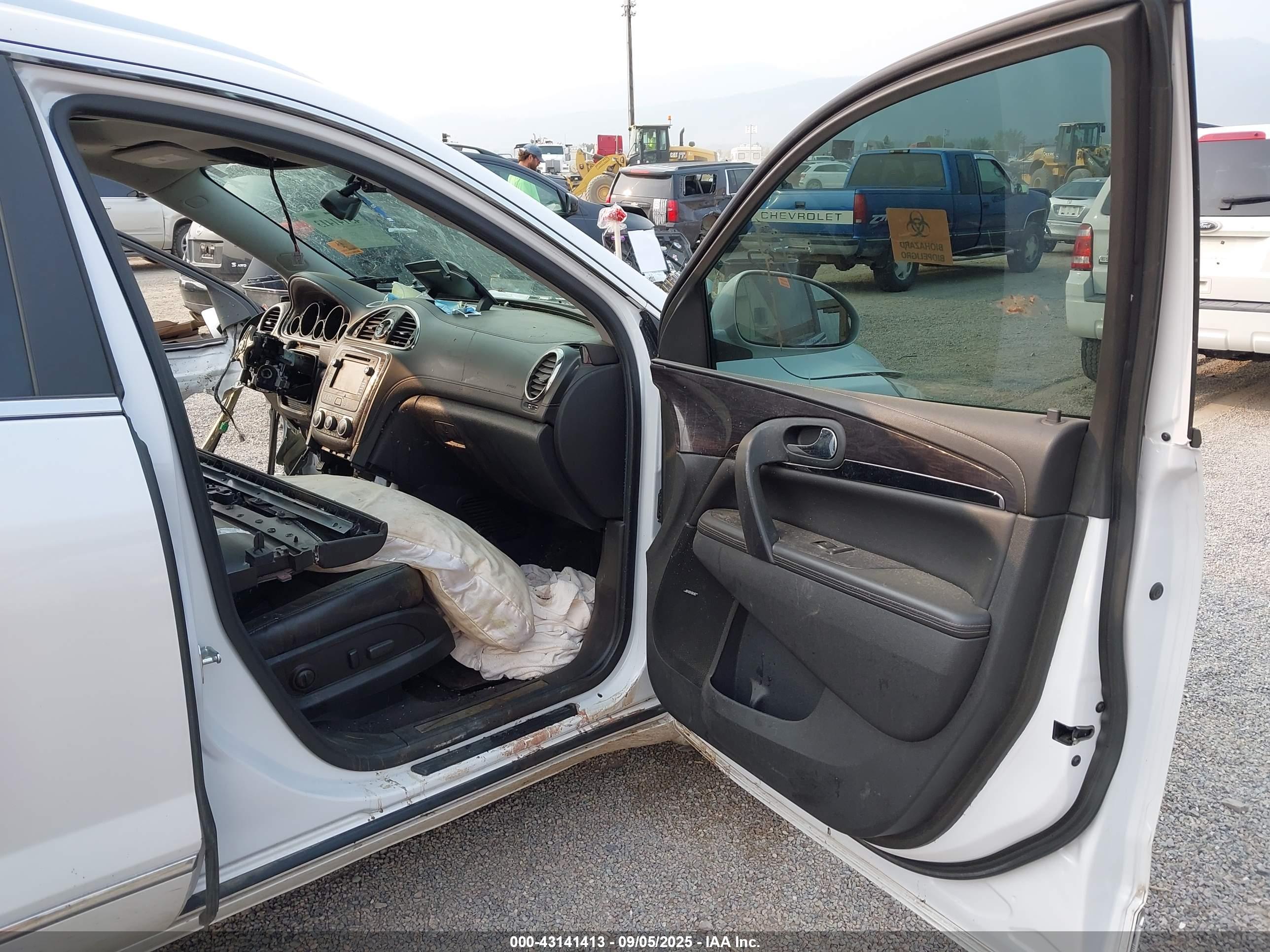 BUICK ENCLAVE image 5