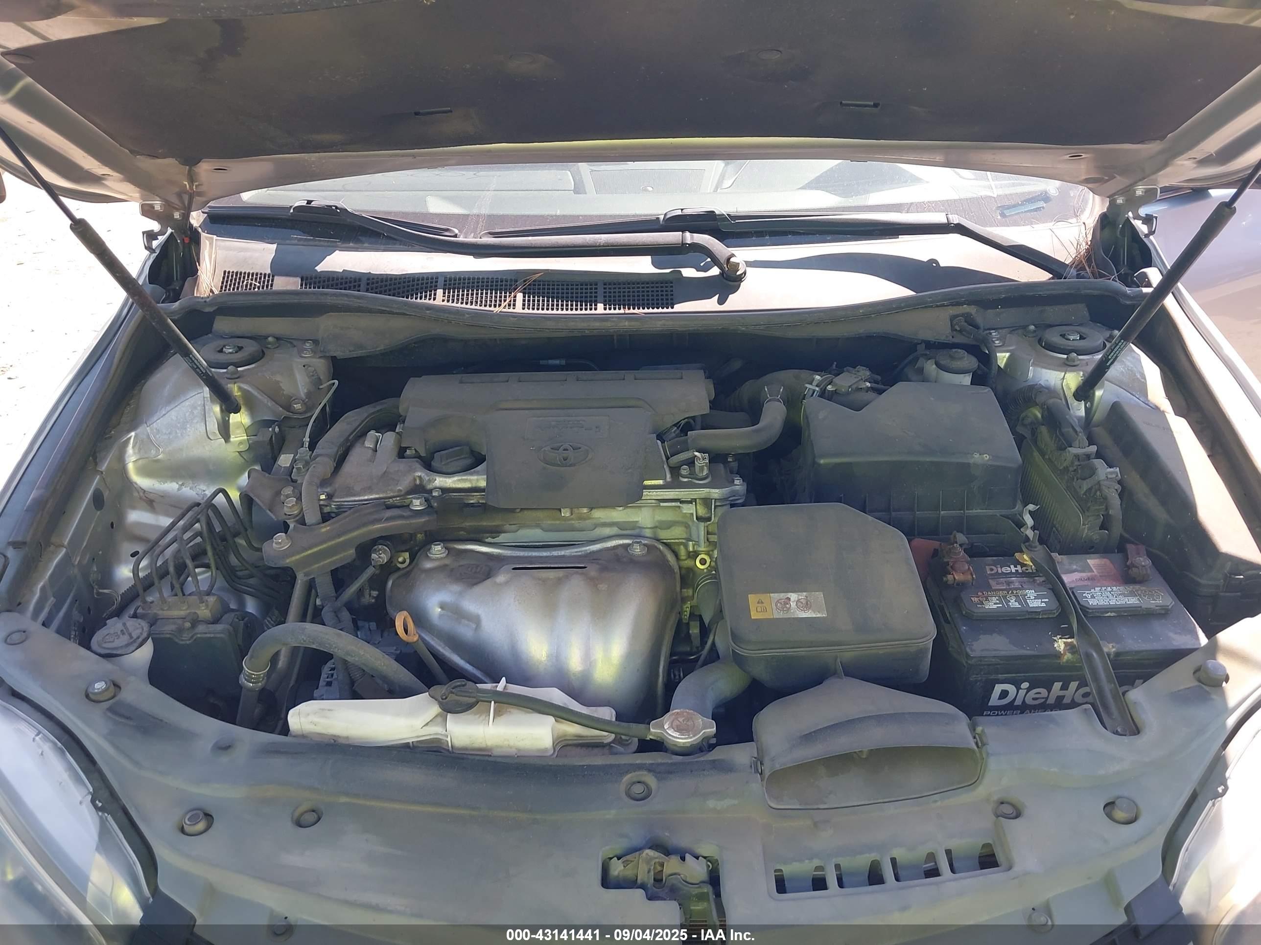TOYOTA CAMRY image 10