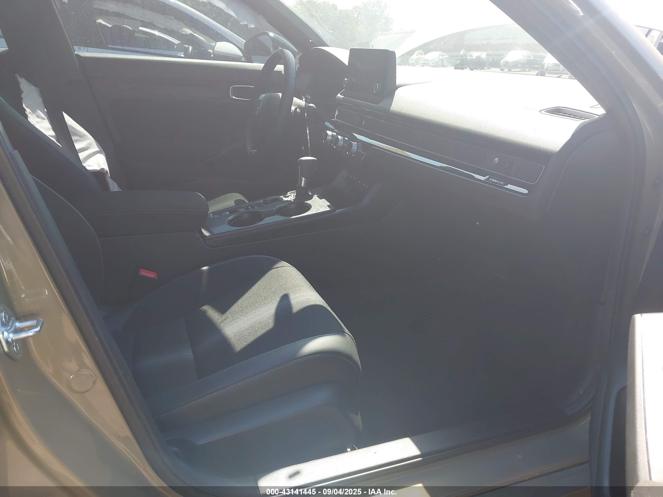 HONDA CIVIC image 5