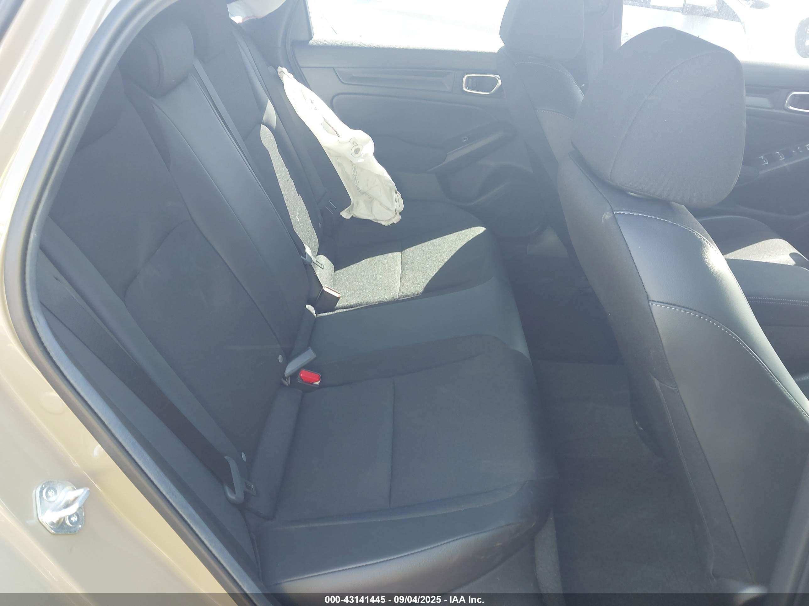 HONDA CIVIC image 8
