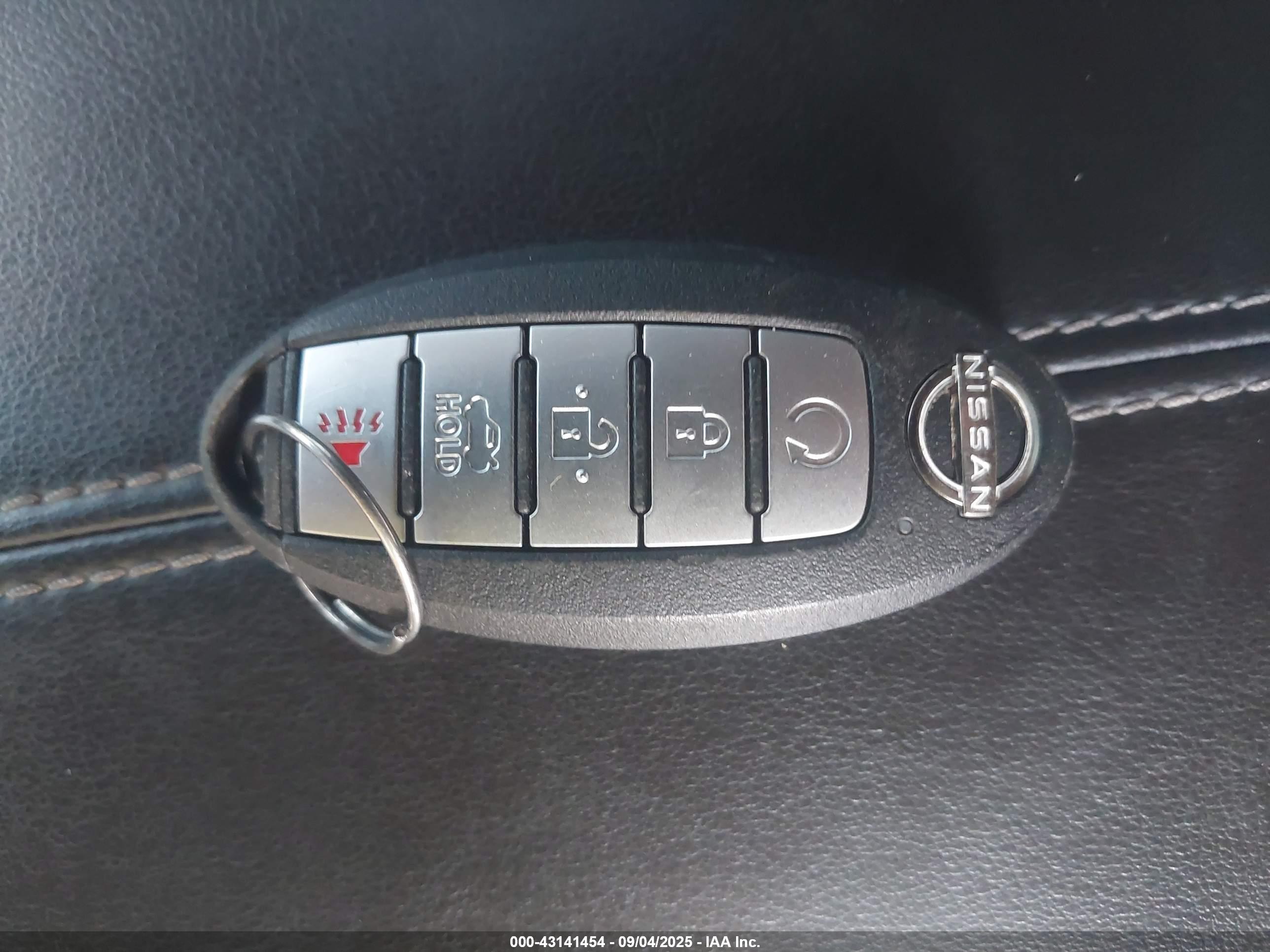 NISSAN ALTIMA image 11
