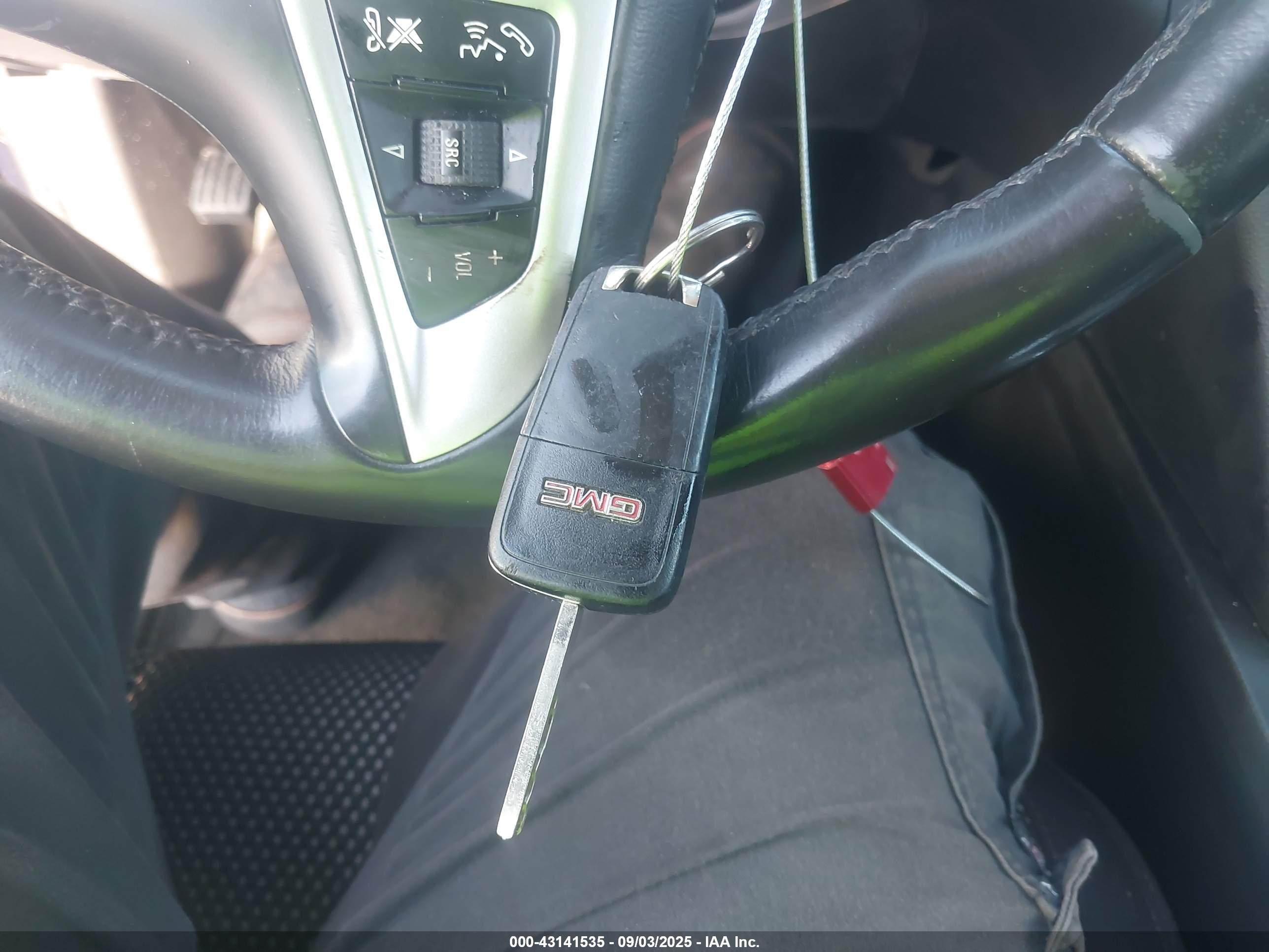 GMC TERRAIN image 11
