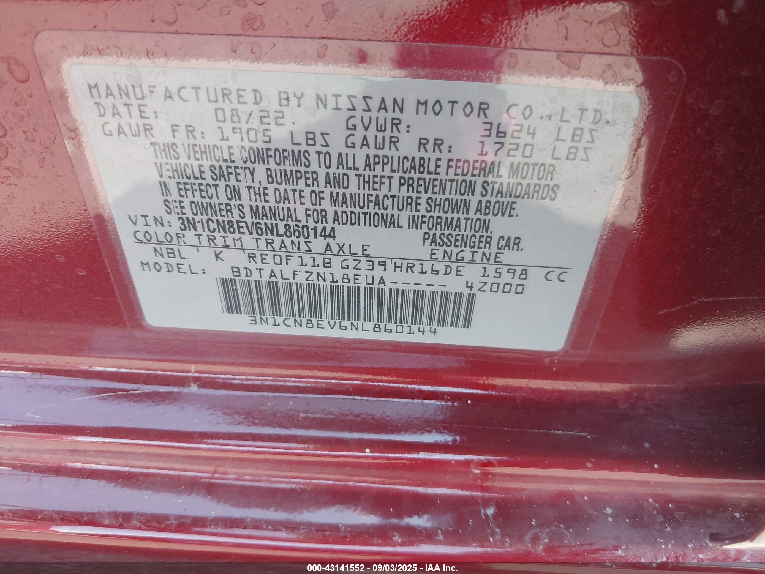 NISSAN VERSA image 9