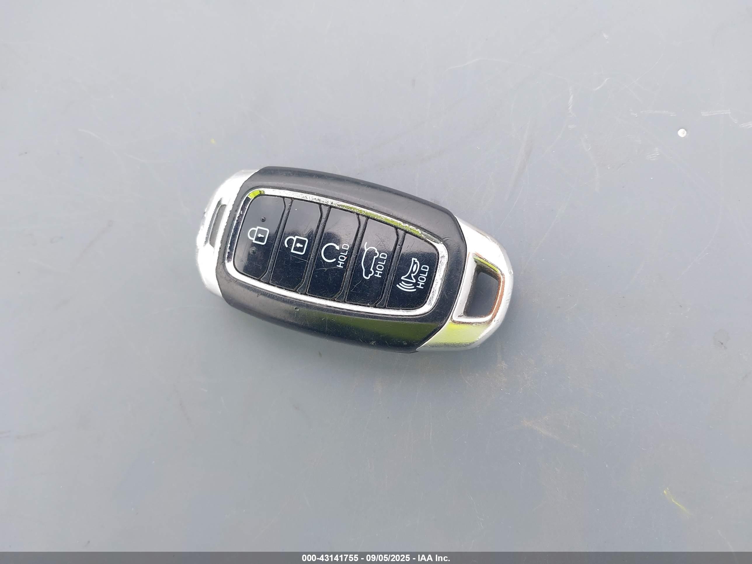 HYUNDAI PALISADE image 11