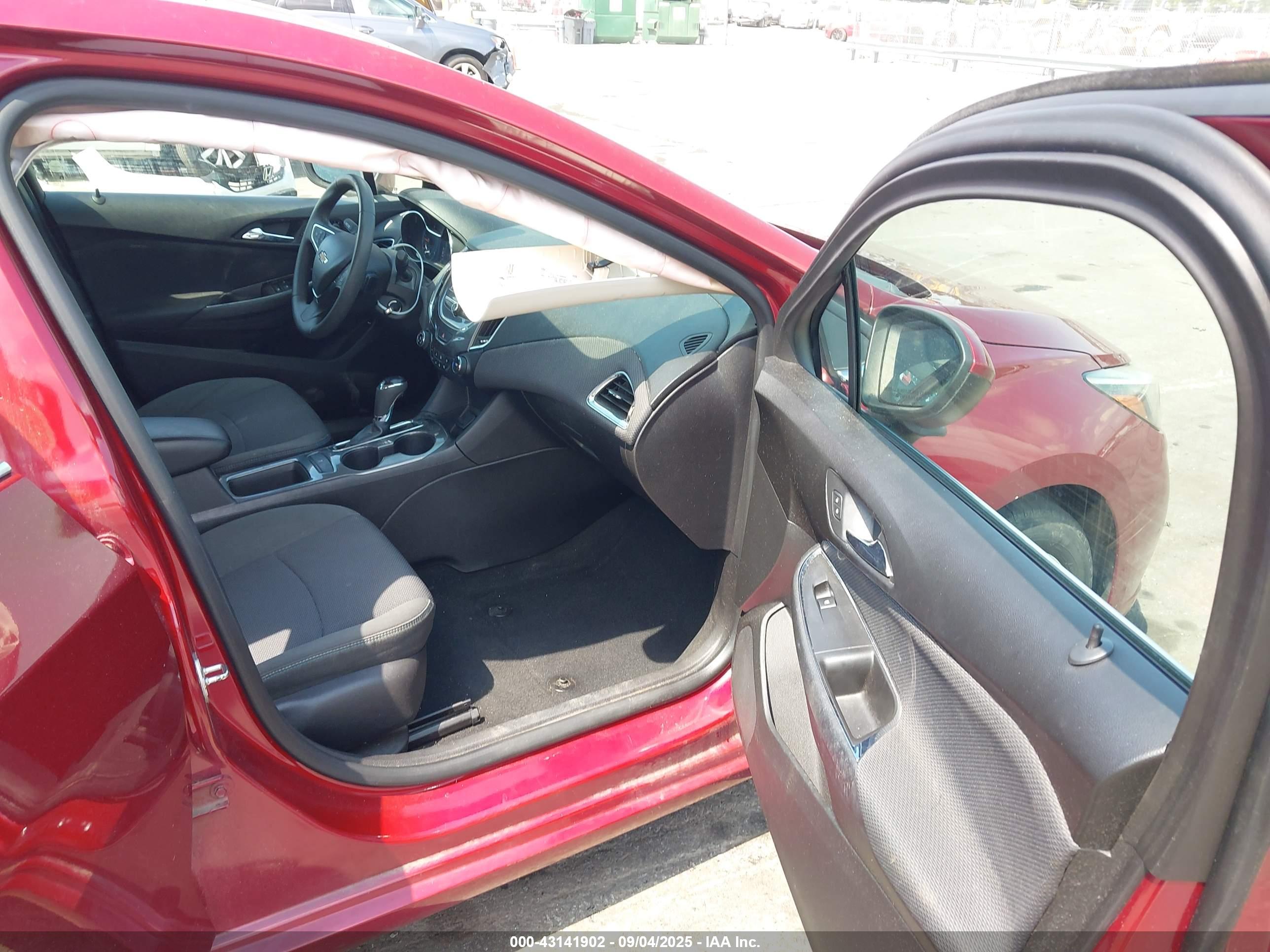 CHEVROLET CRUZE image 5
