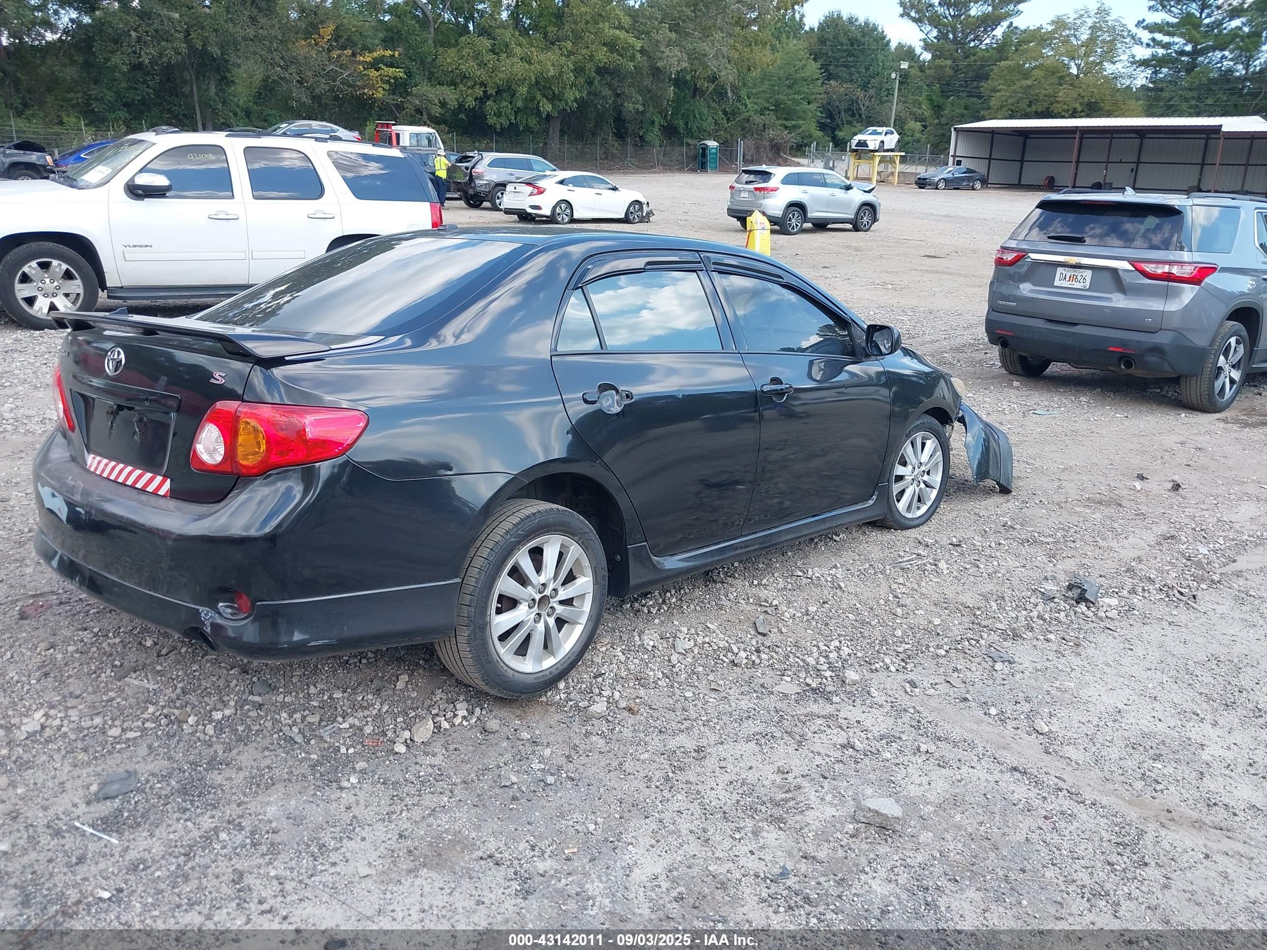 TOYOTA COROLLA image 4