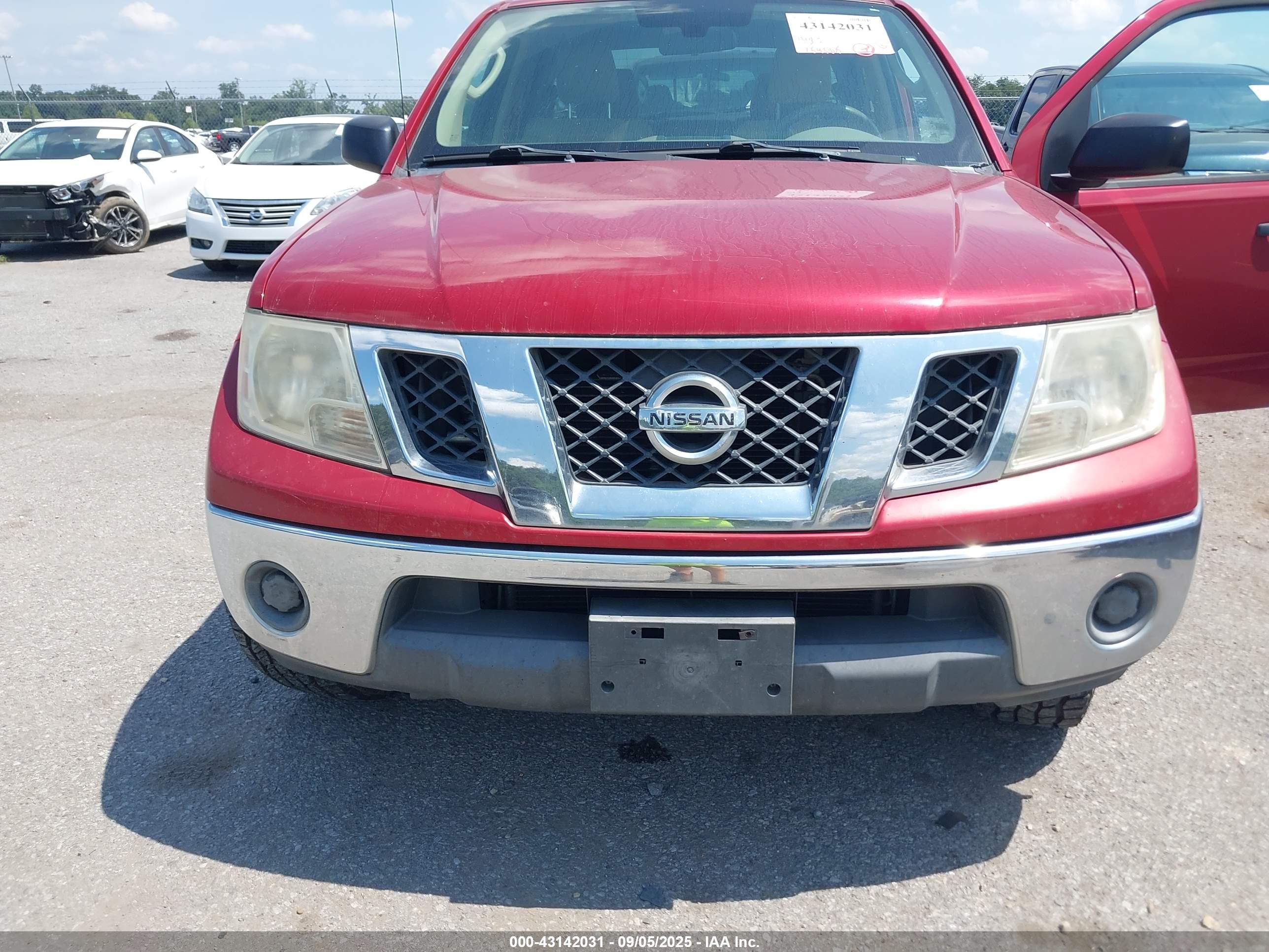 NISSAN FRONTIER image 6