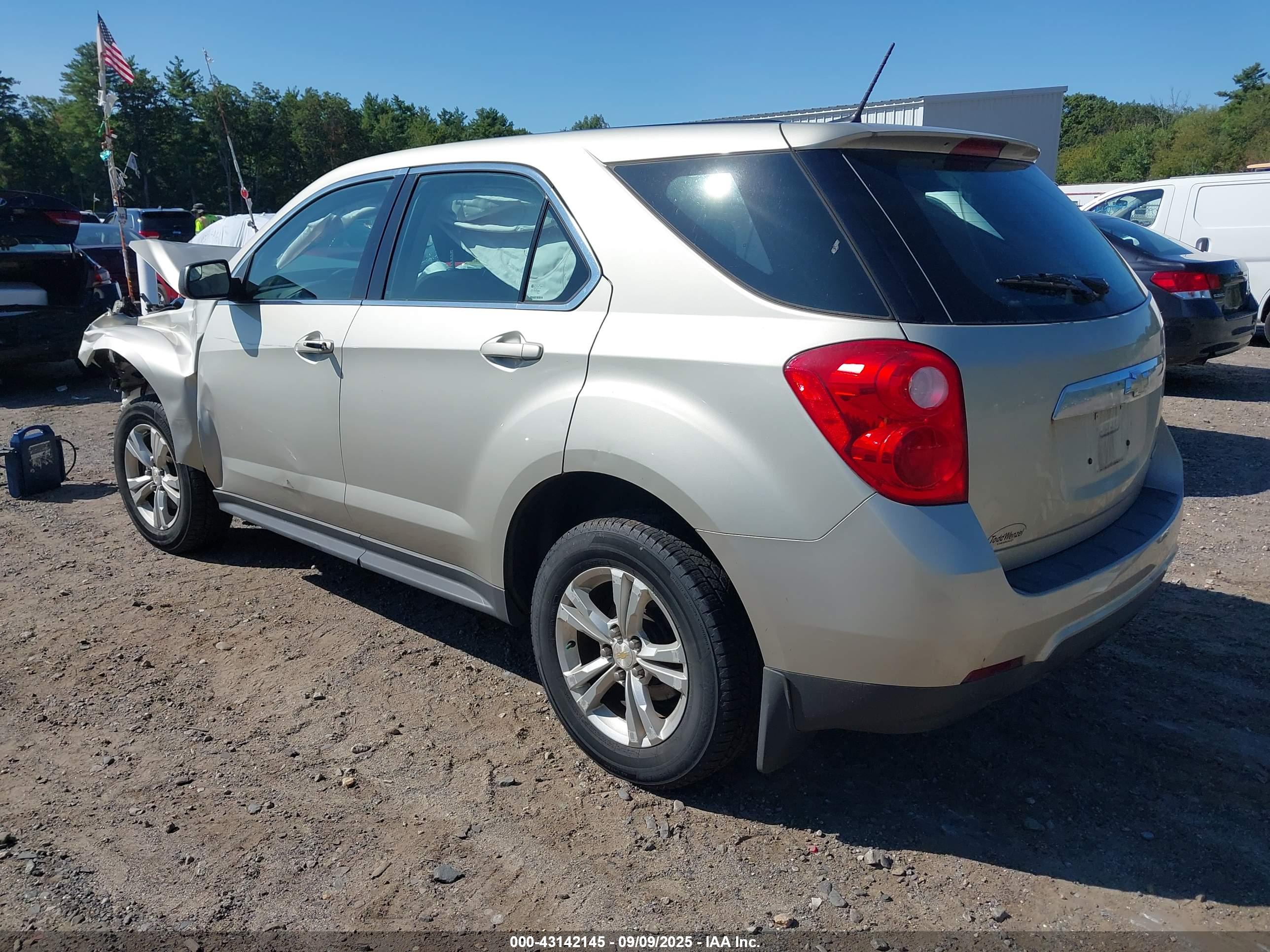 CHEVROLET EQUINOX image 3