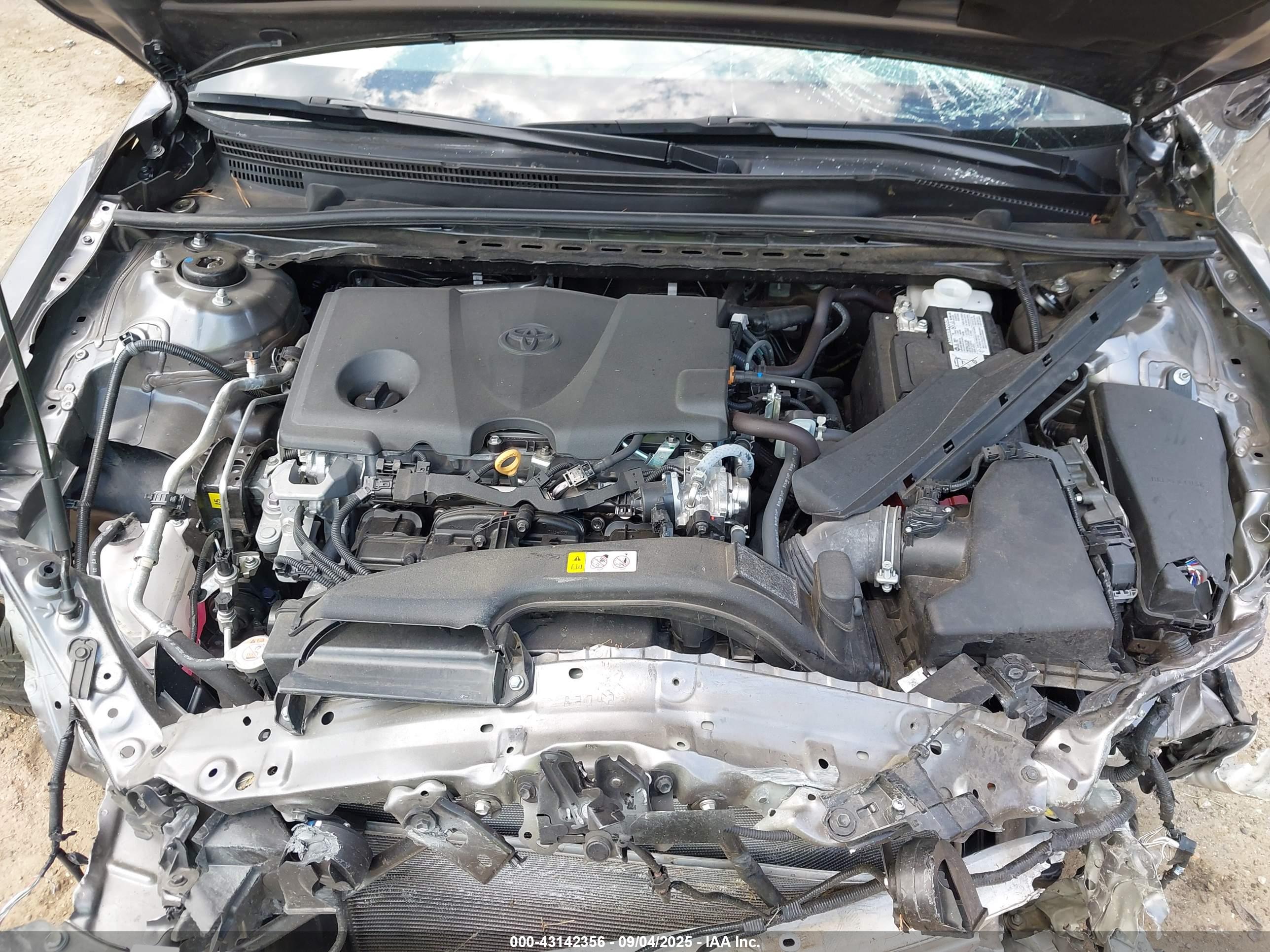 TOYOTA CAMRY image 10