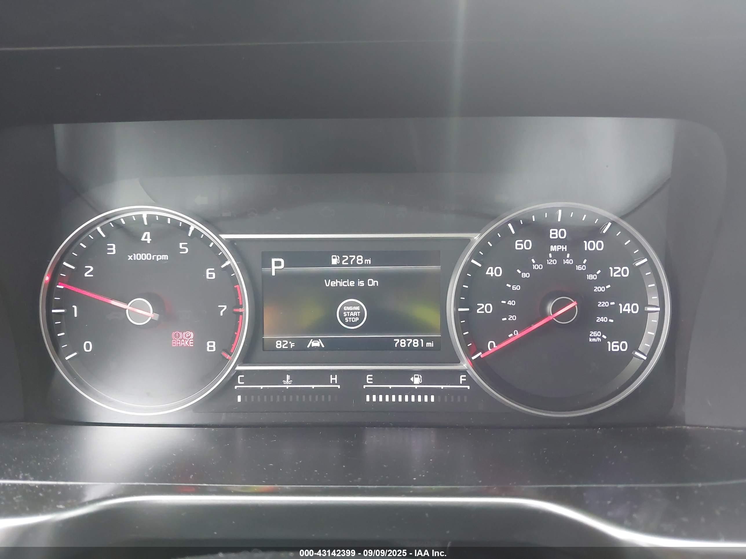 KIA SORENTO image 7