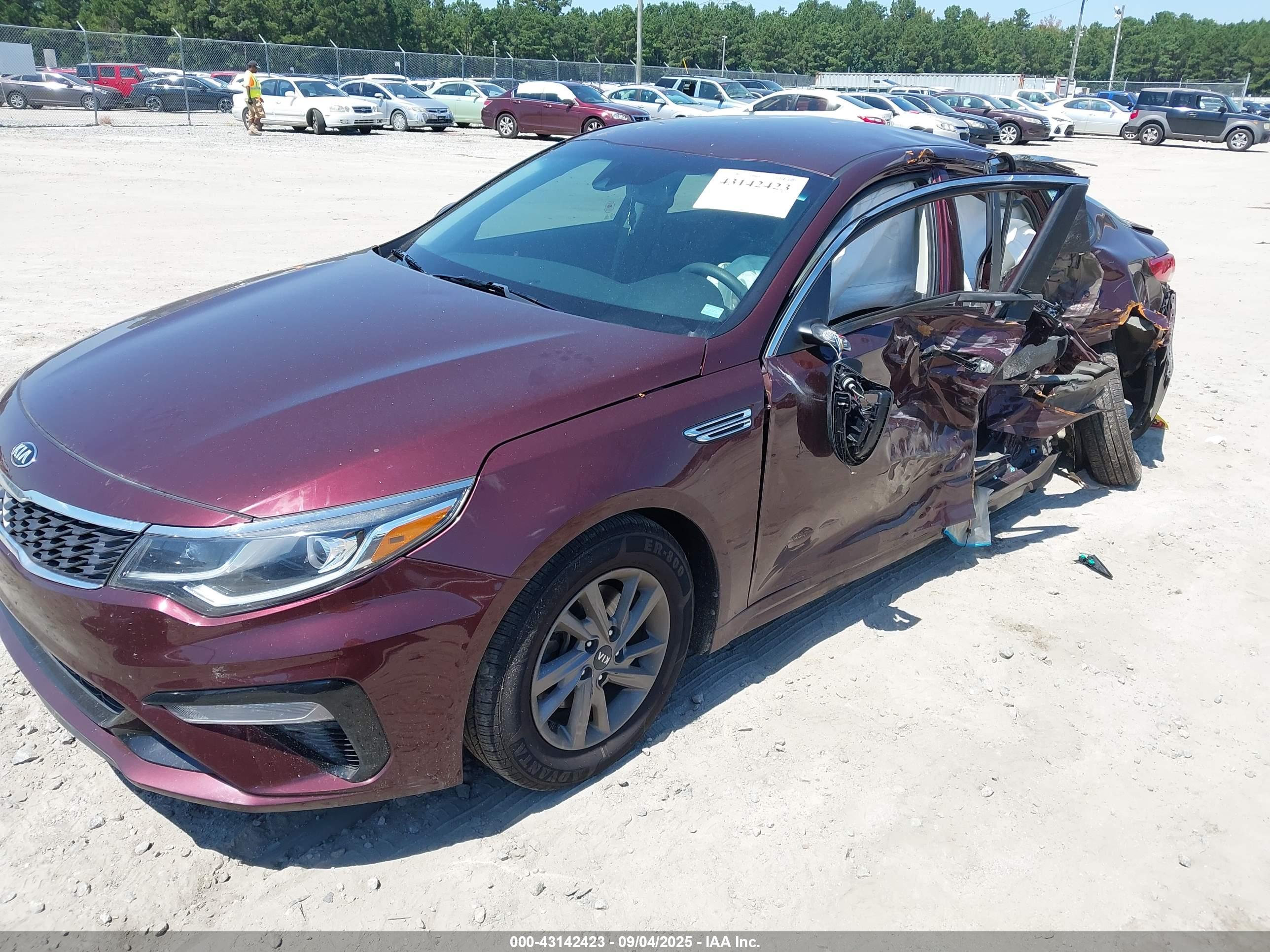 KIA OPTIMA image 2