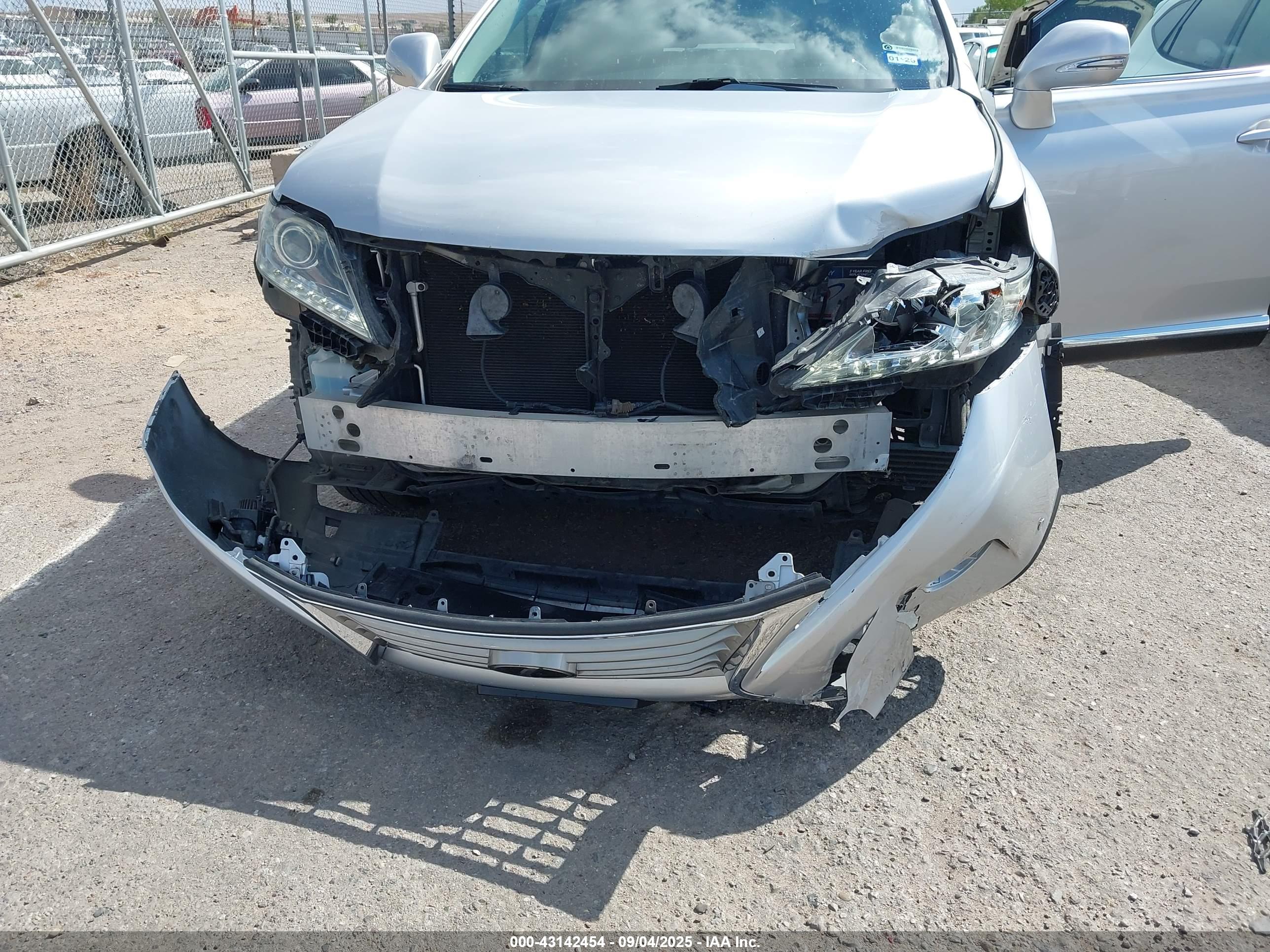 LEXUS RX image 6