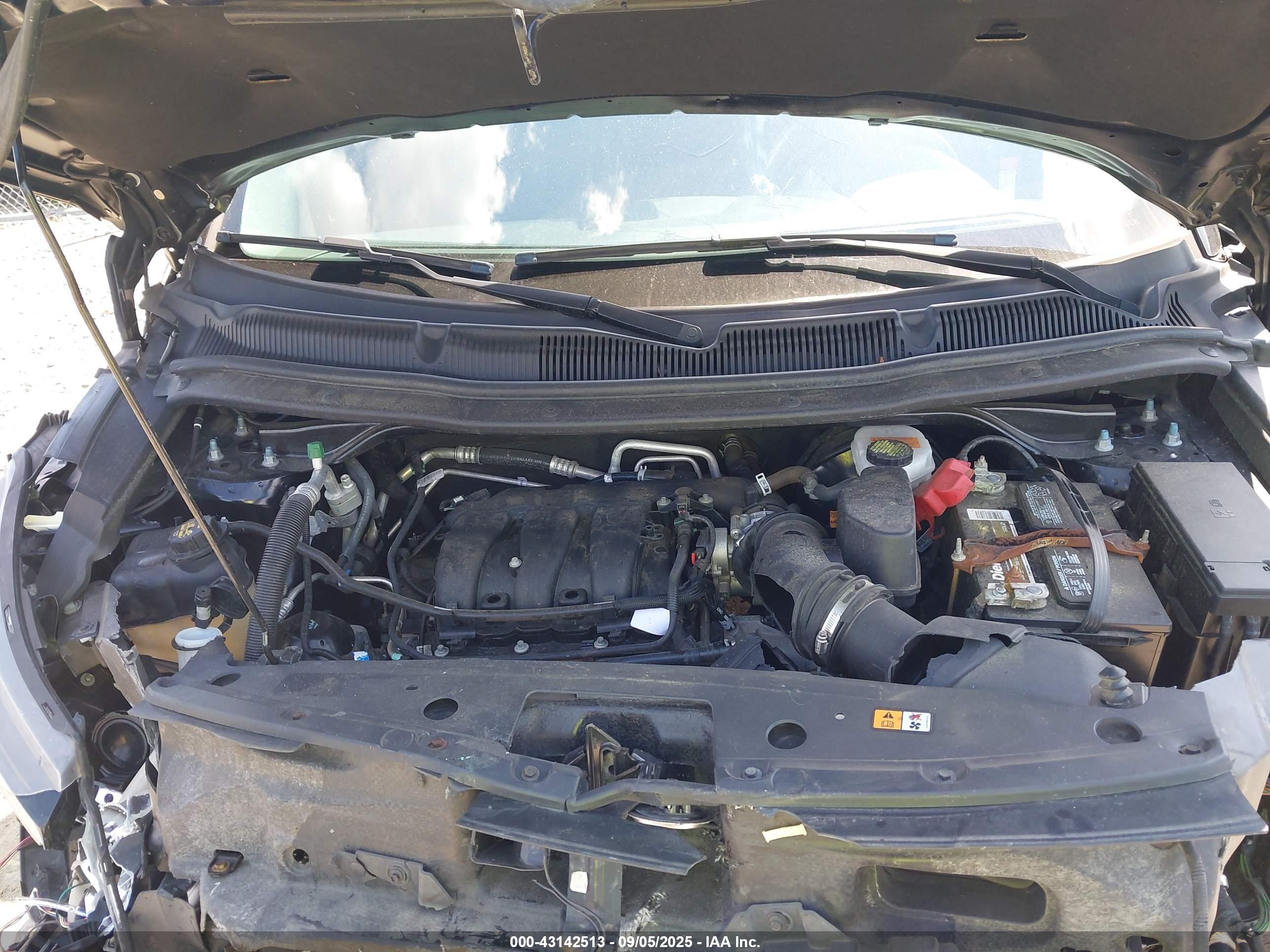 FORD EXPLORER image 10