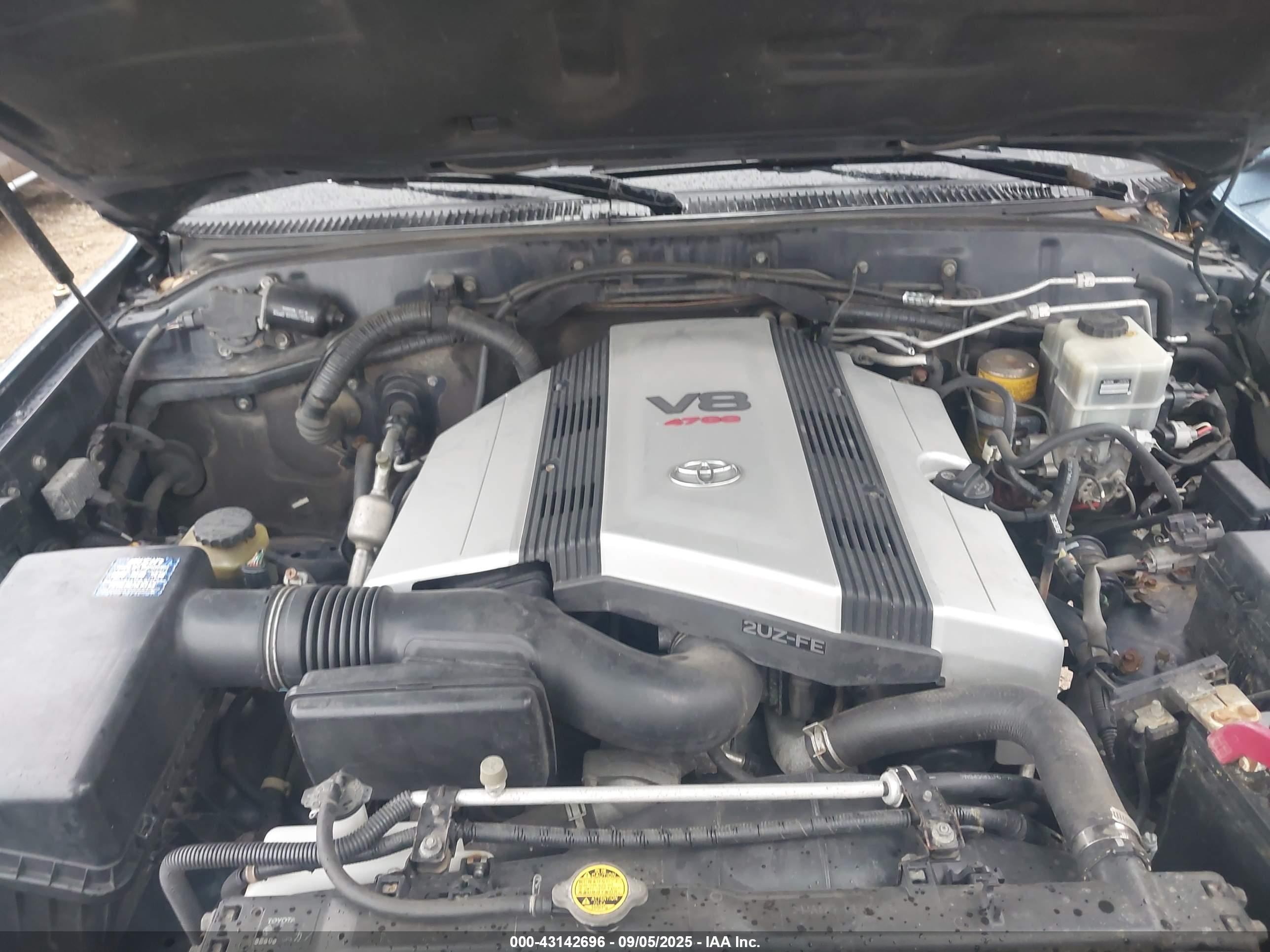 TOYOTA LAND image 10