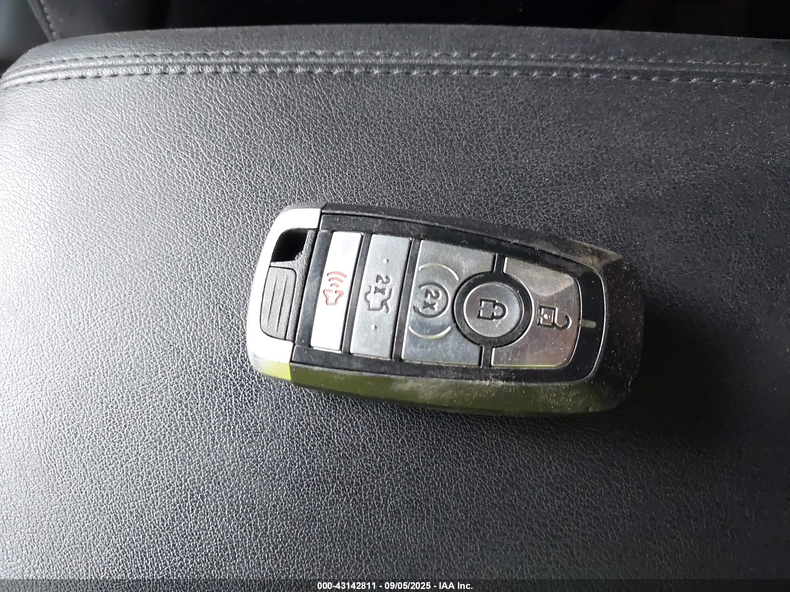 FORD EDGE image 11