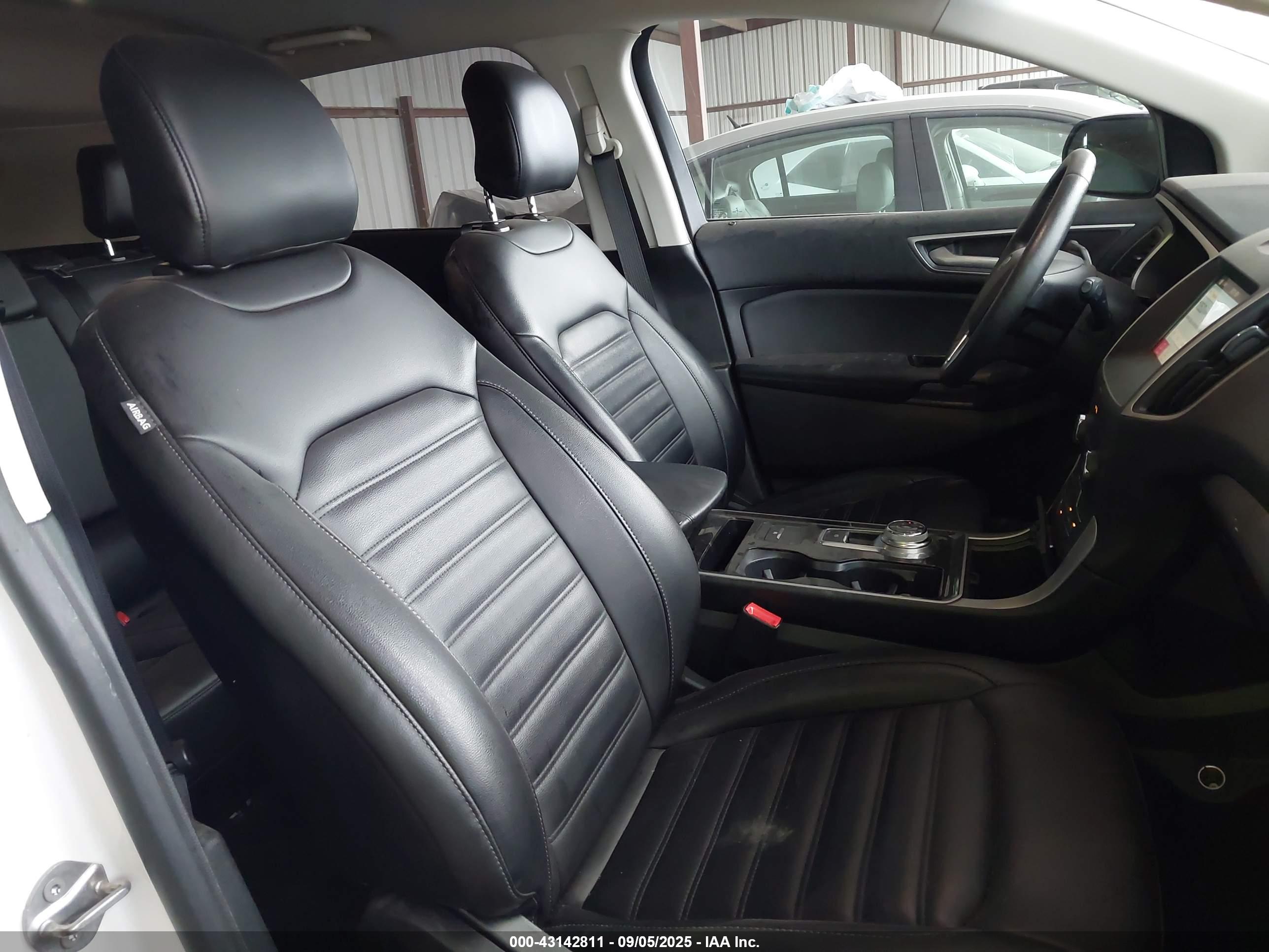 FORD EDGE image 5