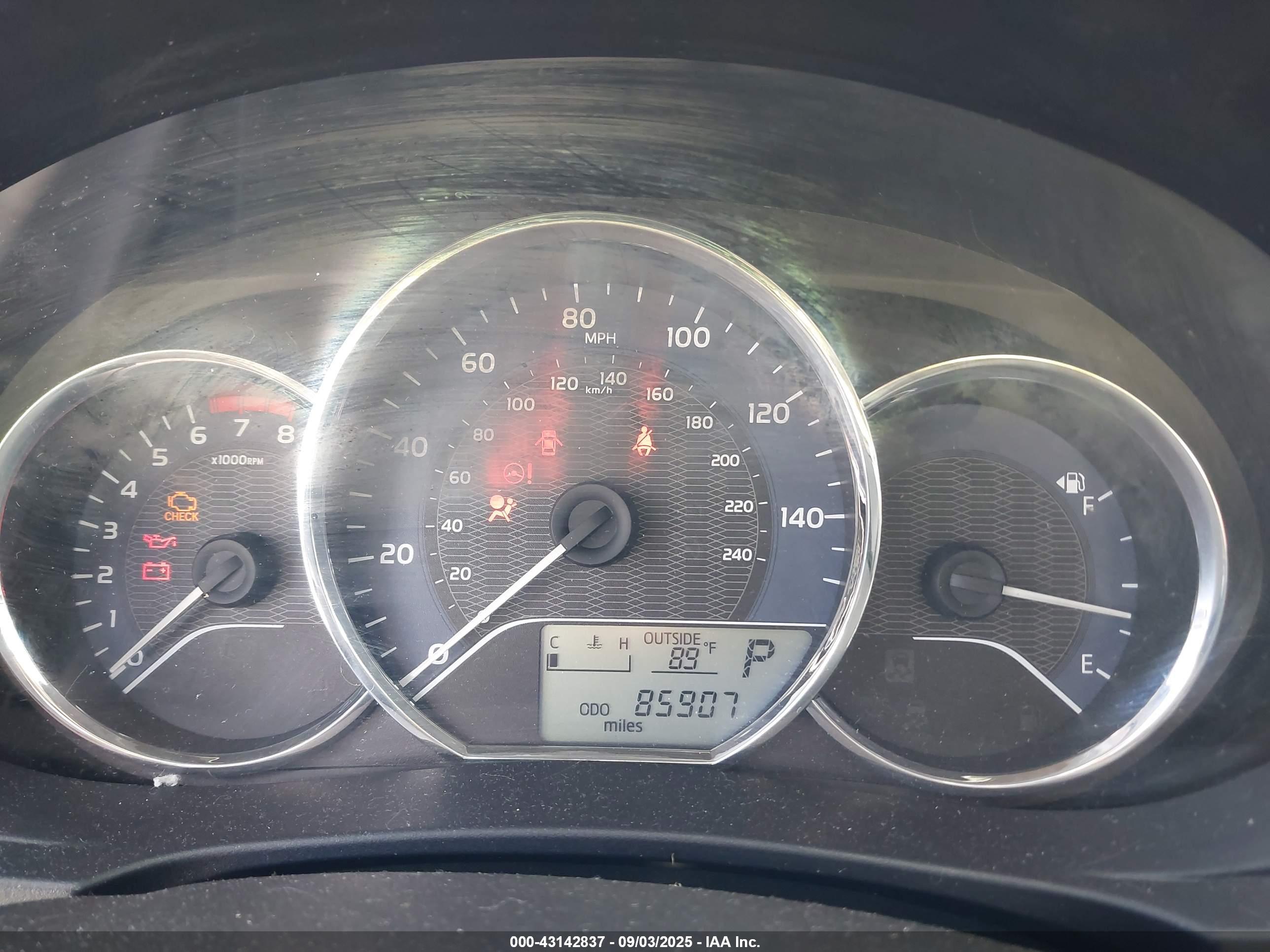 TOYOTA COROLLA image 7
