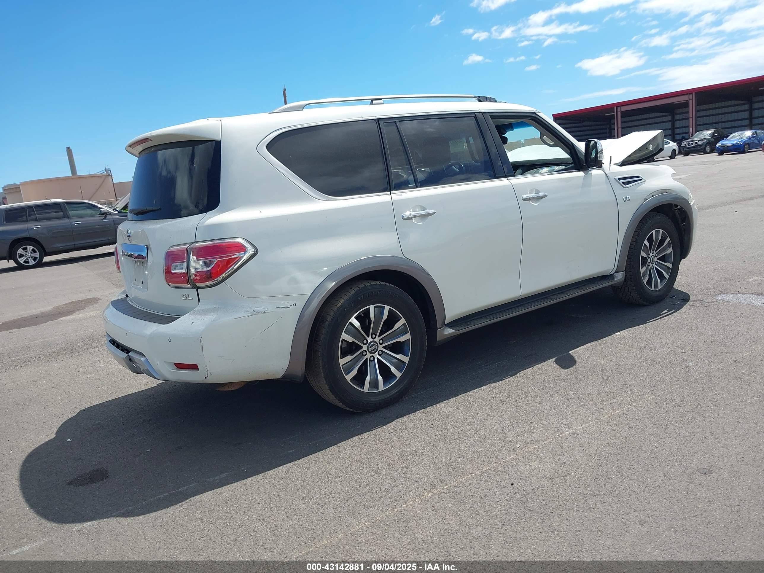 NISSAN ARMADA image 4