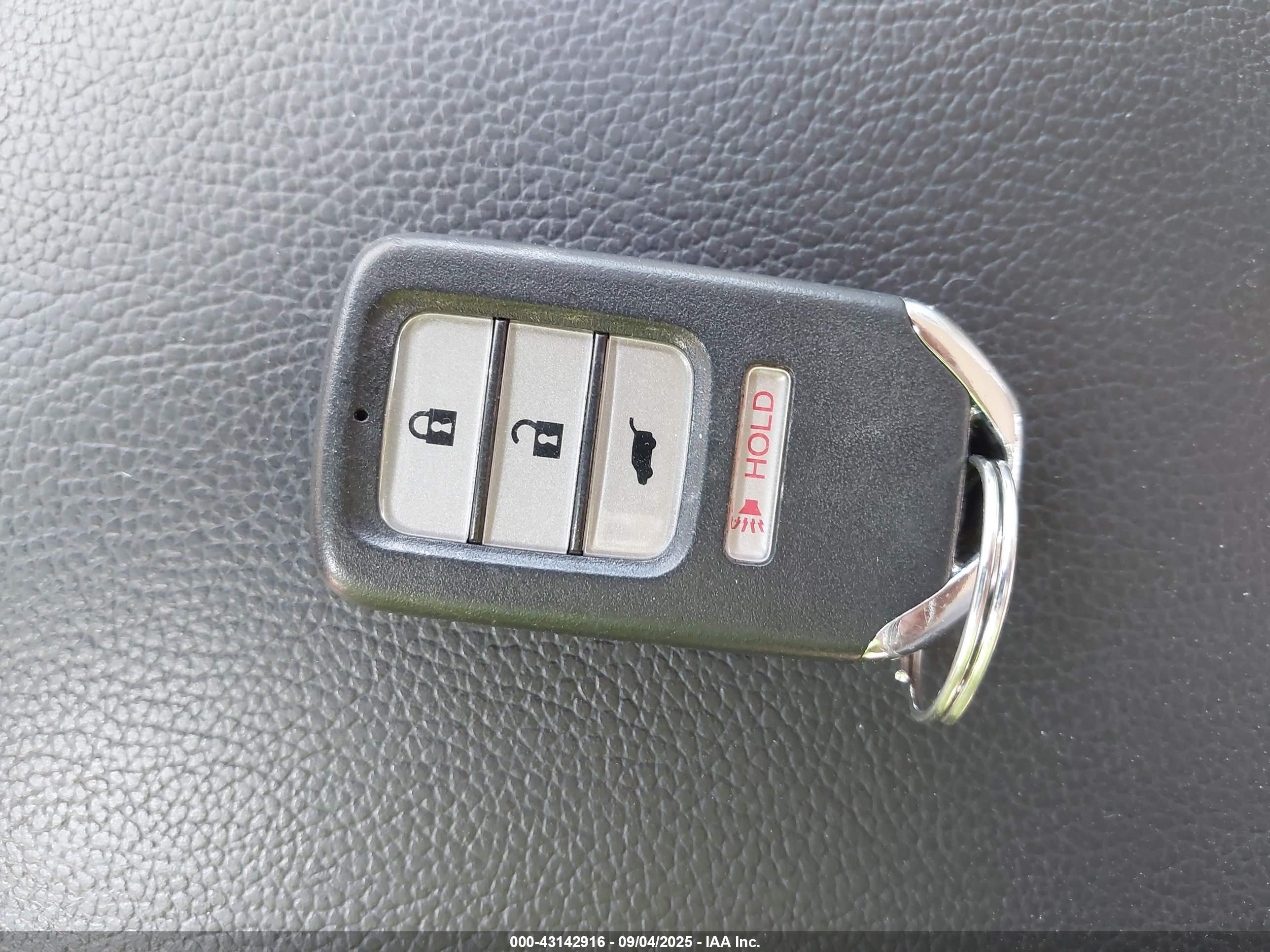 HONDA CR-V image 11