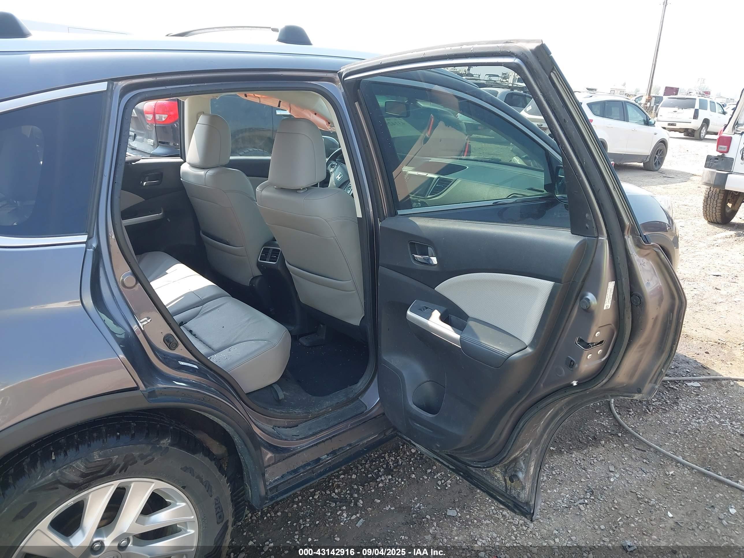 HONDA CR-V image 8