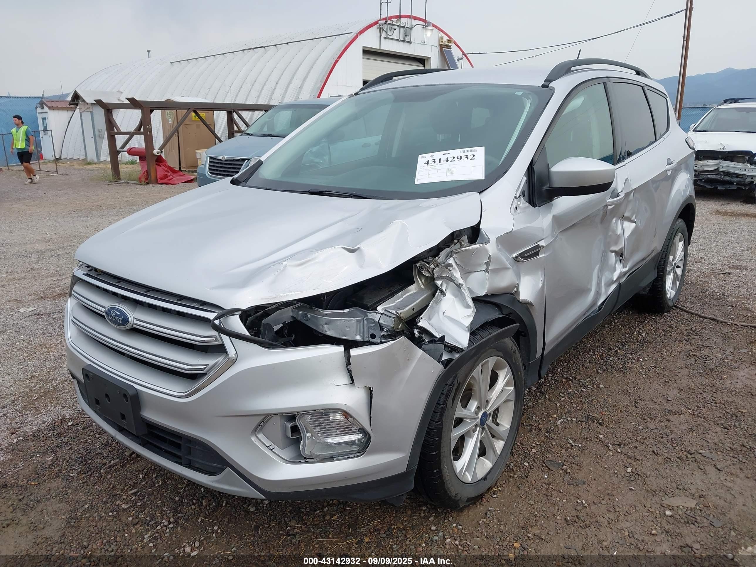 FORD ESCAPE image 6