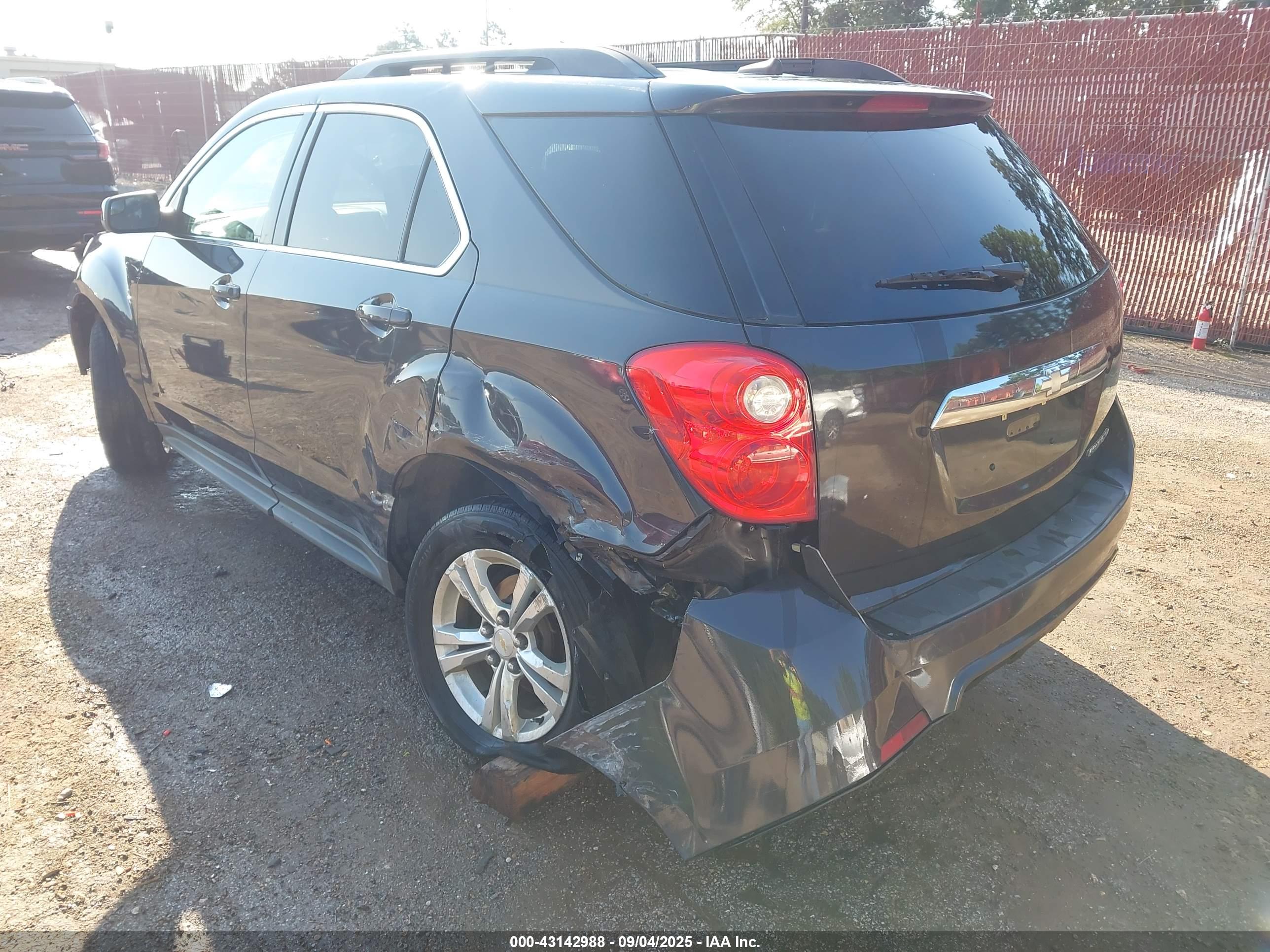 CHEVROLET EQUINOX image 6