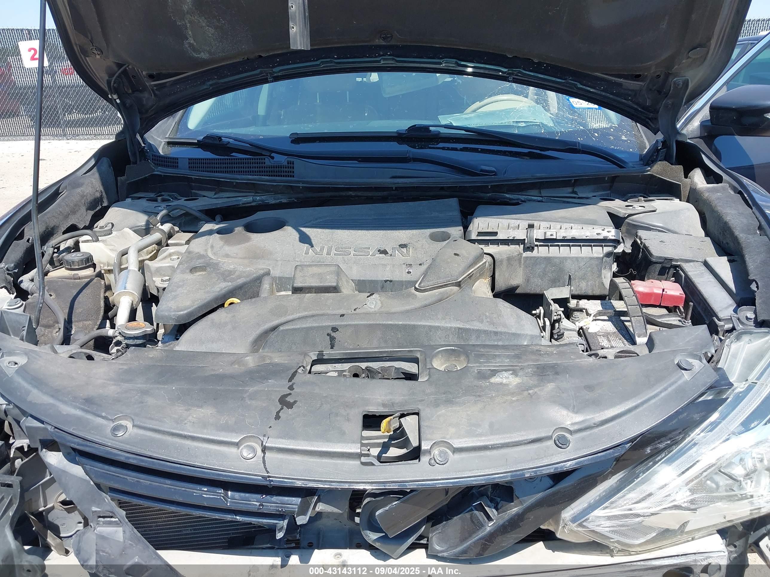 NISSAN ALTIMA image 10
