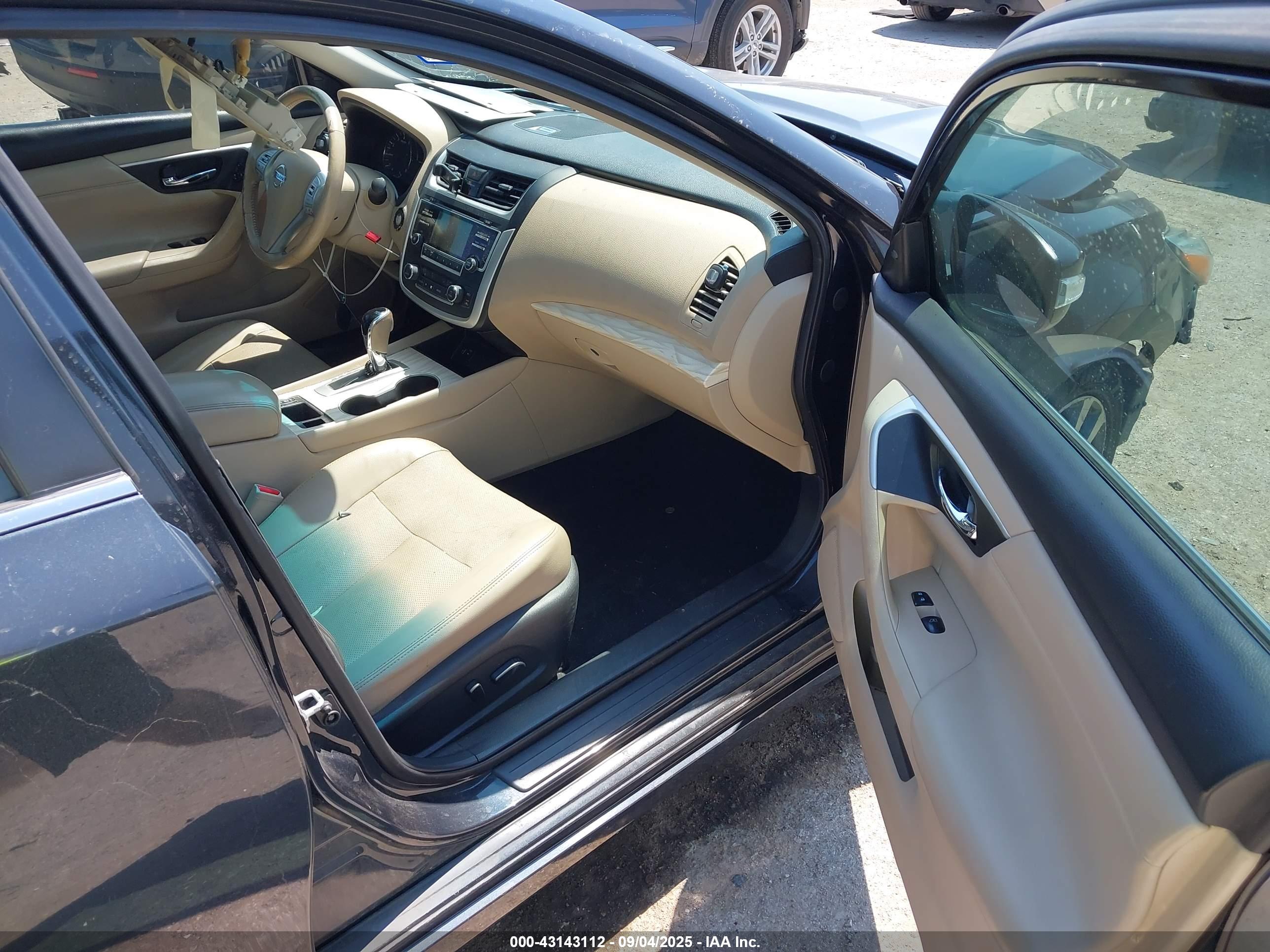 NISSAN ALTIMA image 5