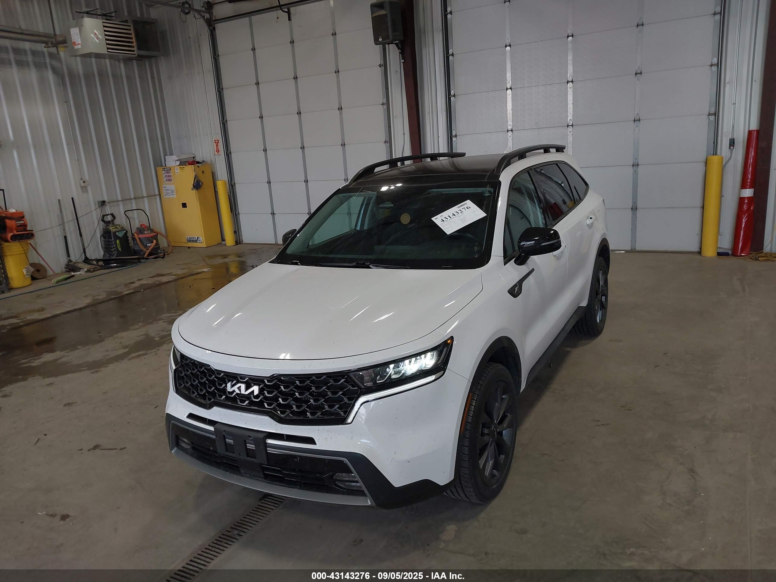 KIA SORENTO image 6