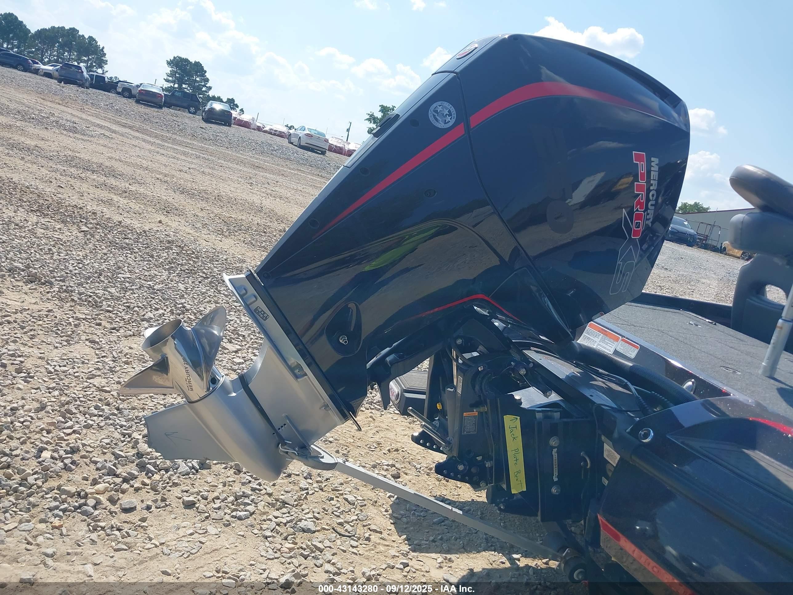 NITRO BASSBOAT image 10