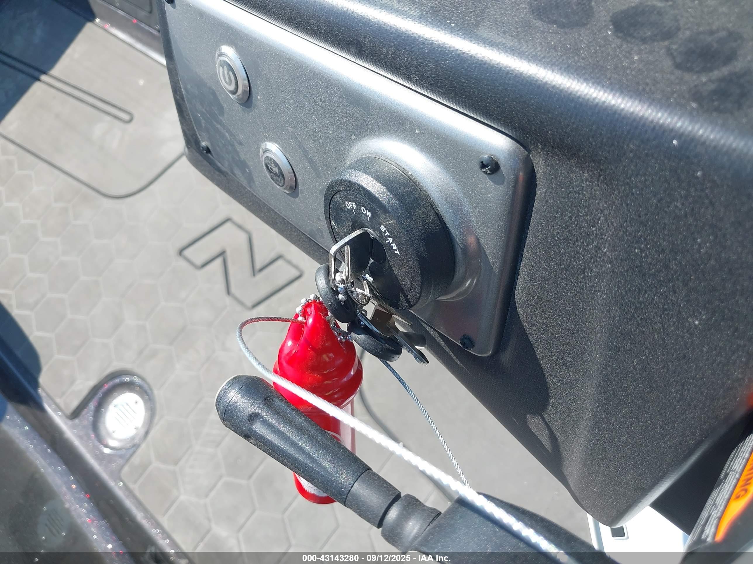 NITRO BASSBOAT image 11