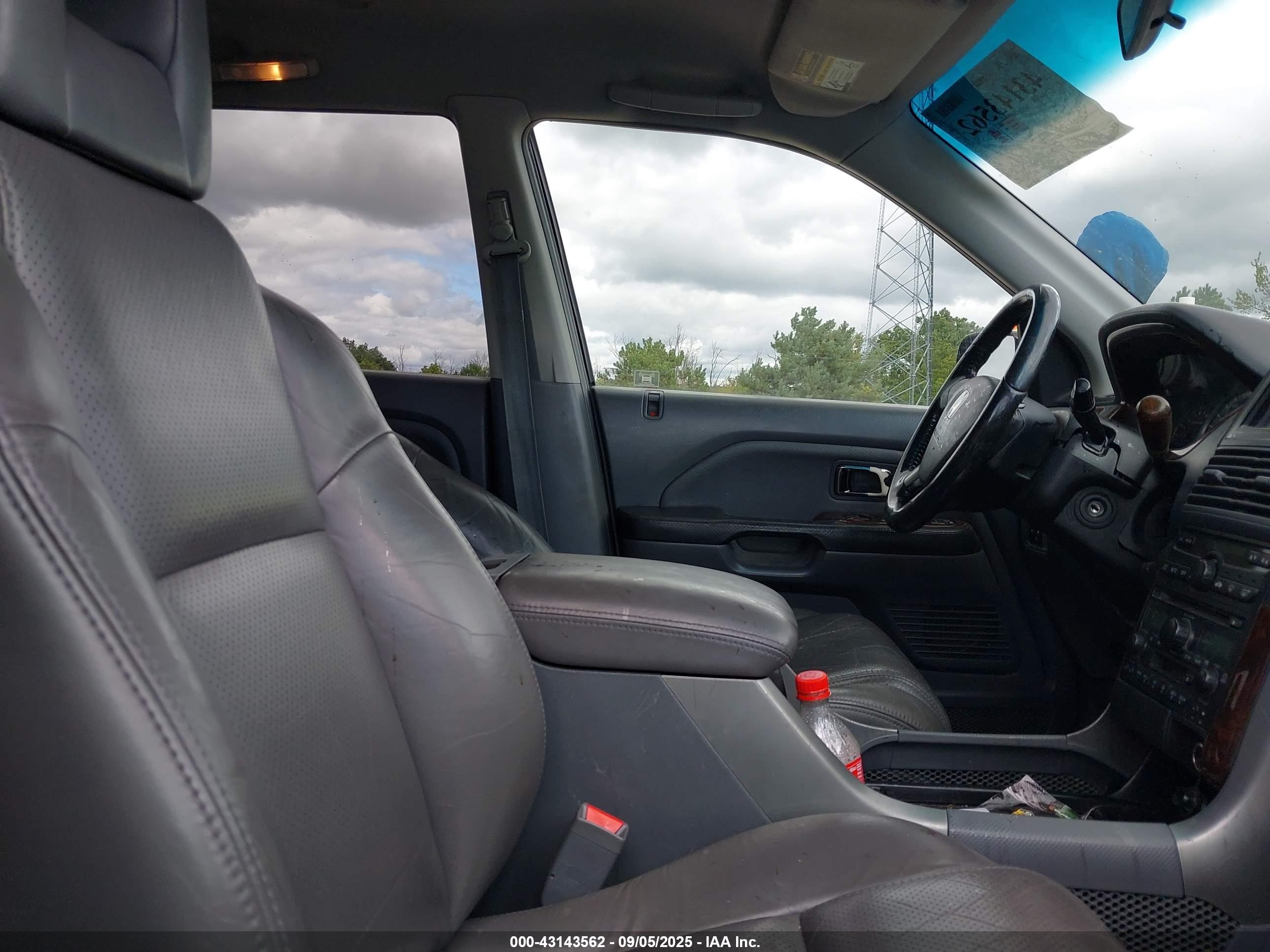 HONDA PILOT image 5