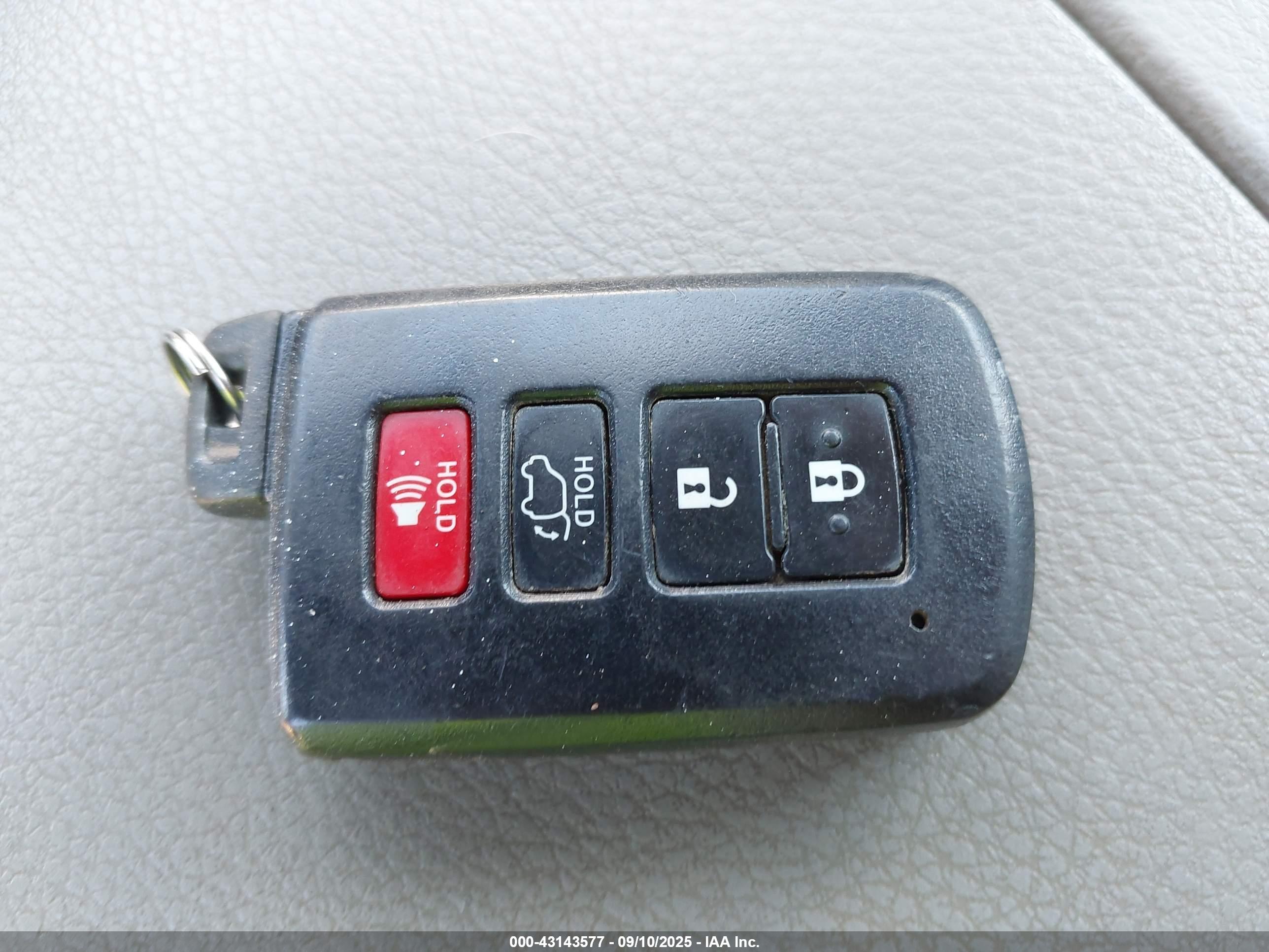 TOYOTA HIGHLANDER image 11