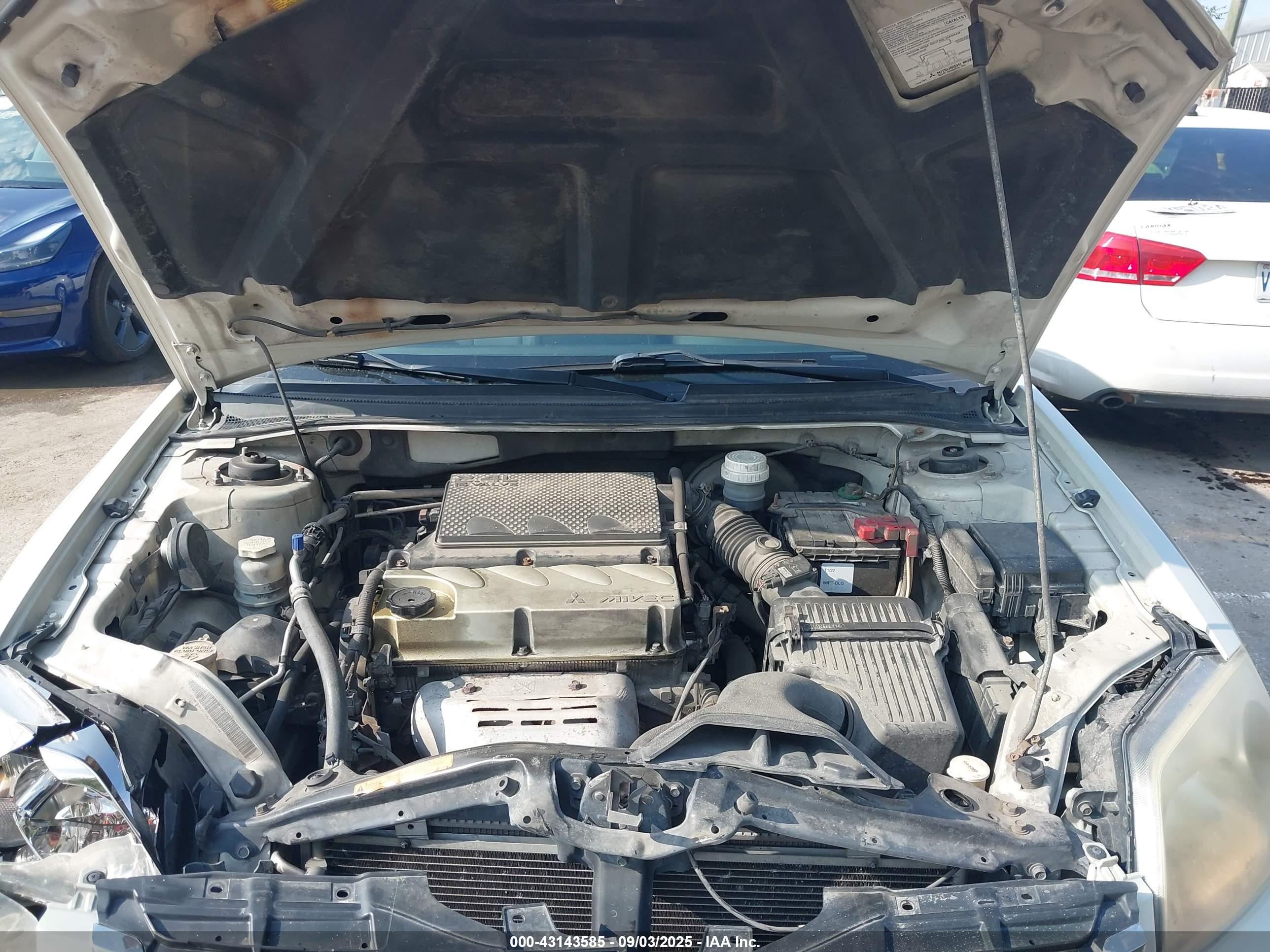 MITSUBISHI GALANT image 10