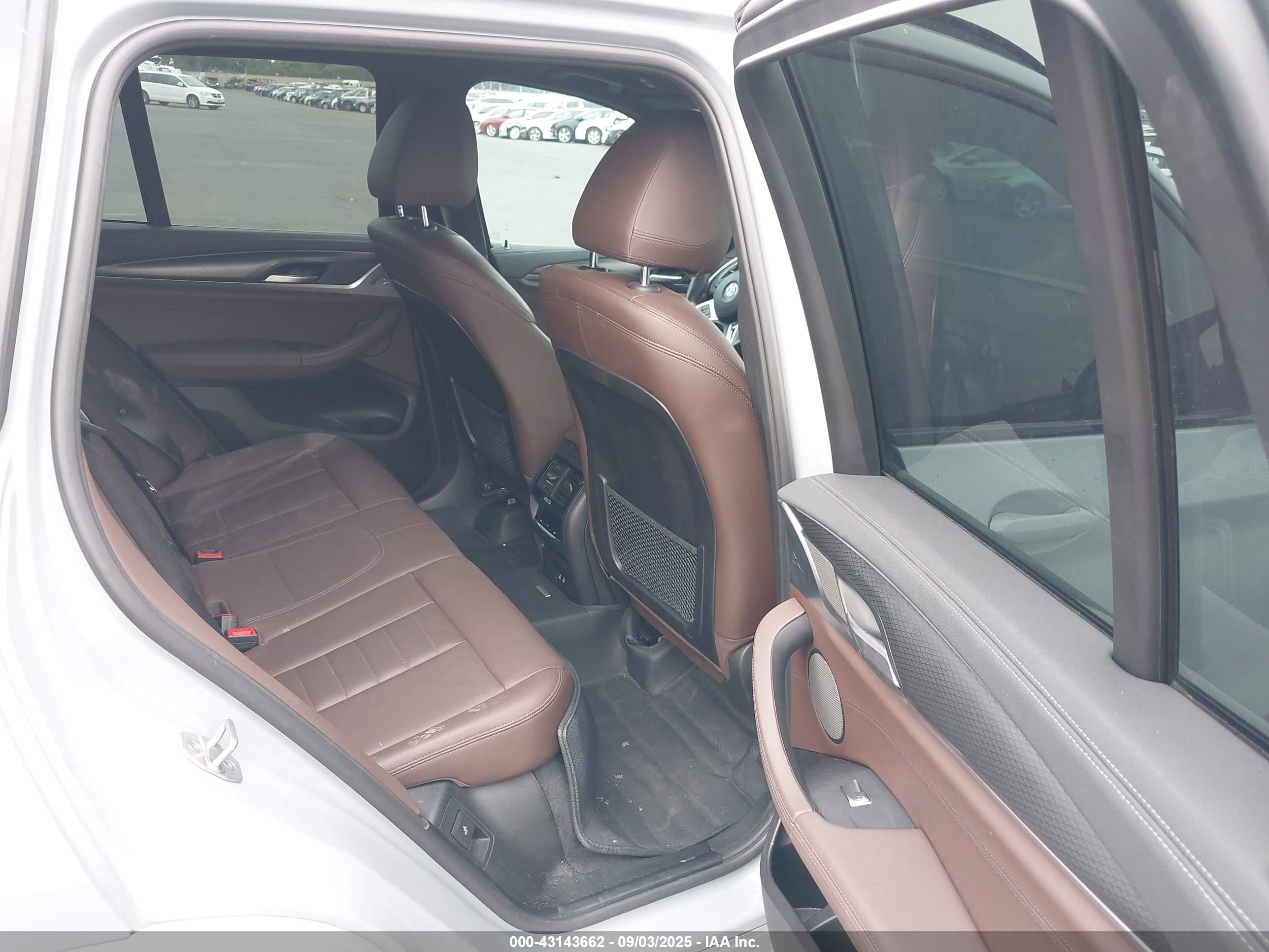 BMW X3 image 8