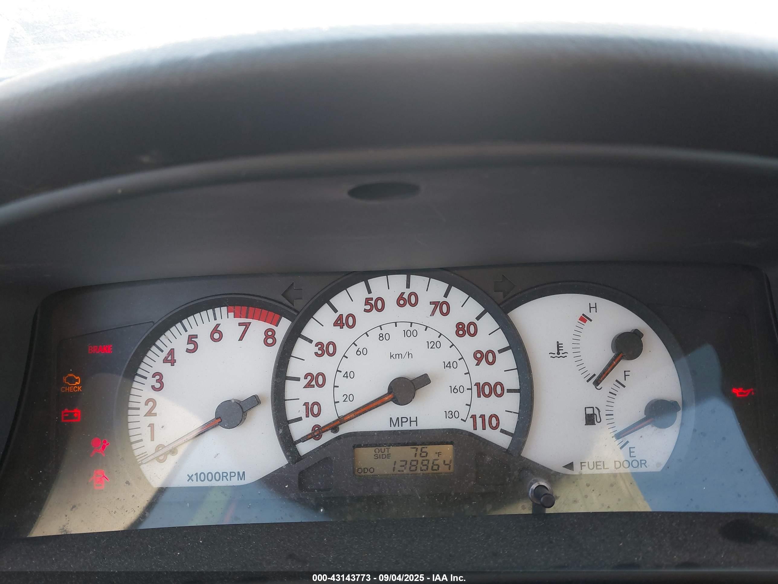 TOYOTA COROLLA image 7