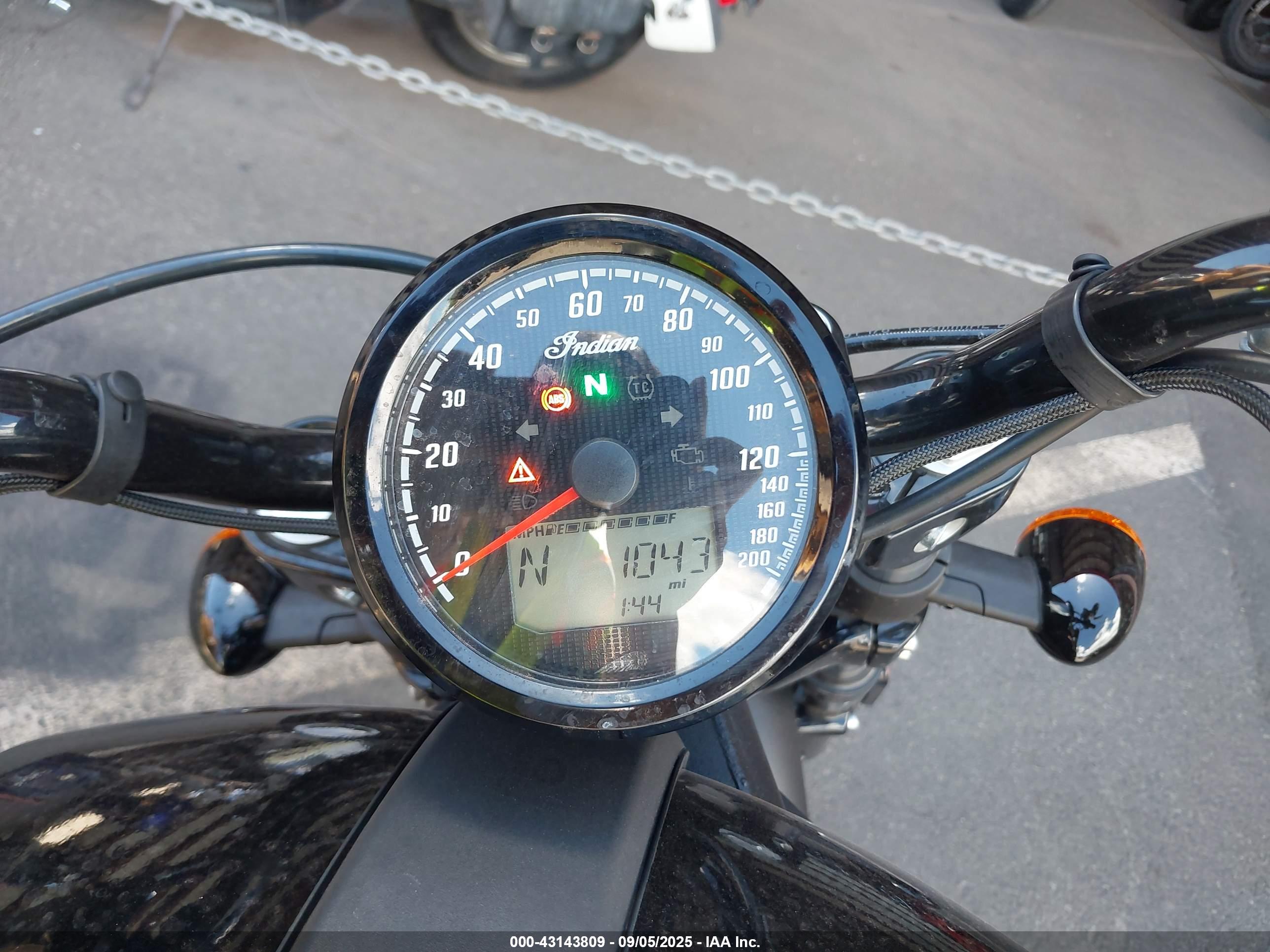 INDIAN MOTORCYCLE image 7