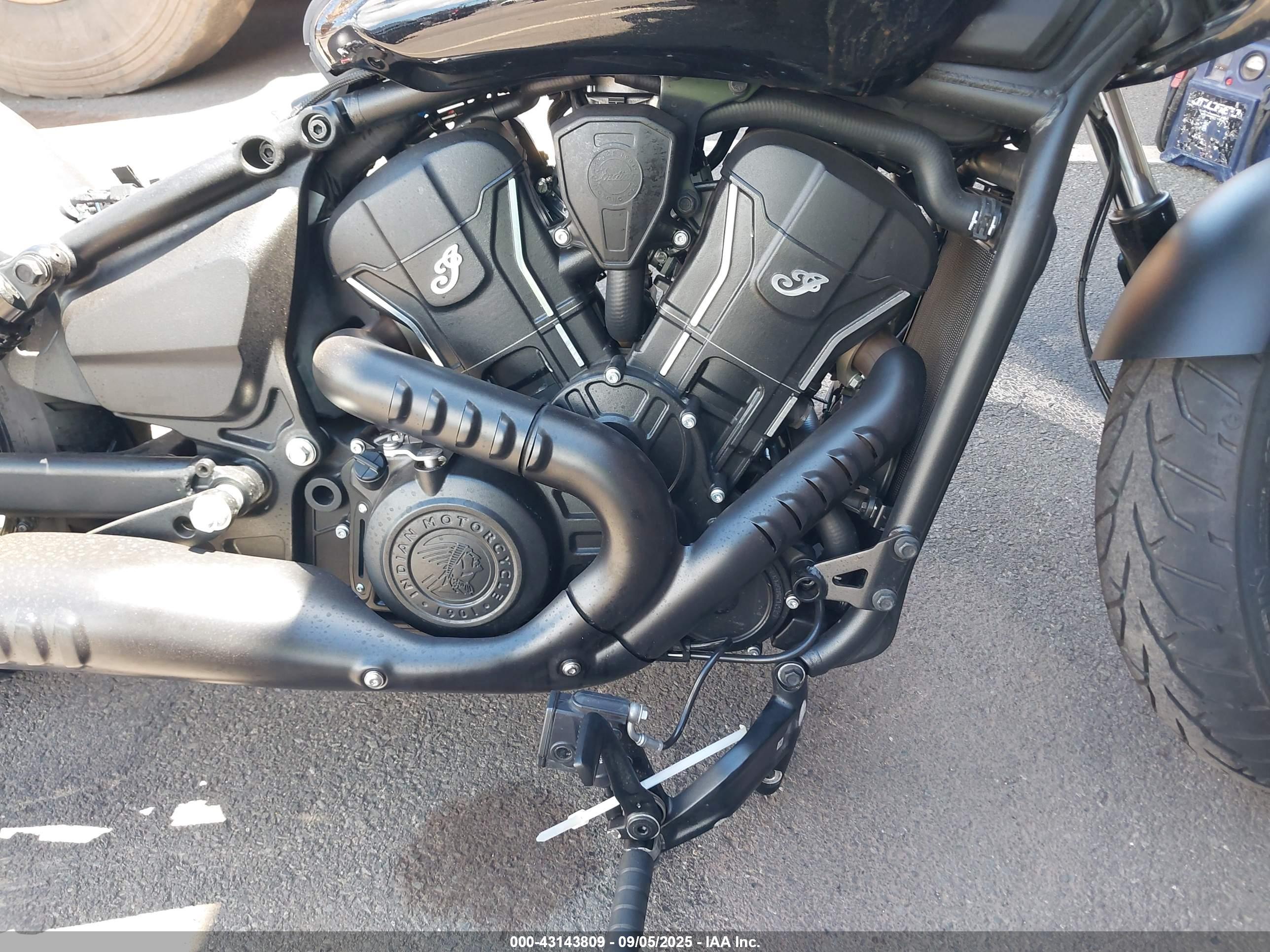 INDIAN MOTORCYCLE image 8