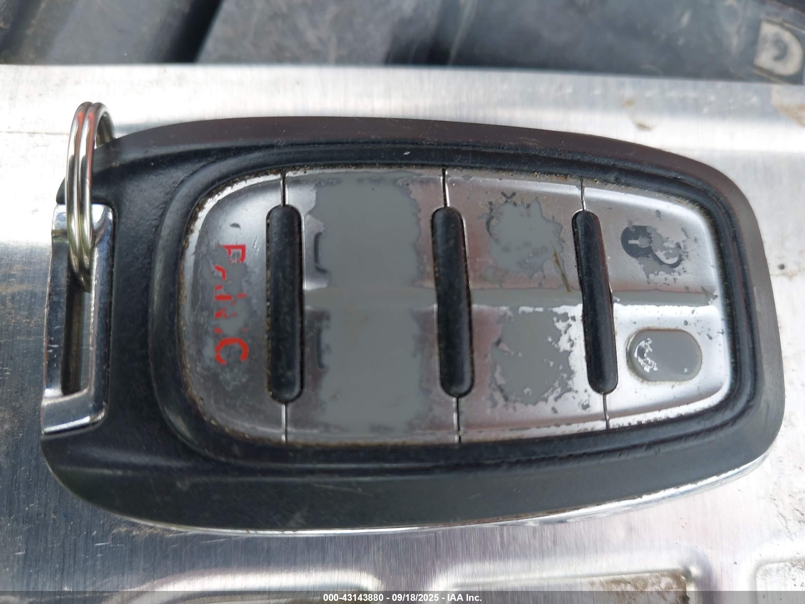 CHRYSLER PACIFICA image 11