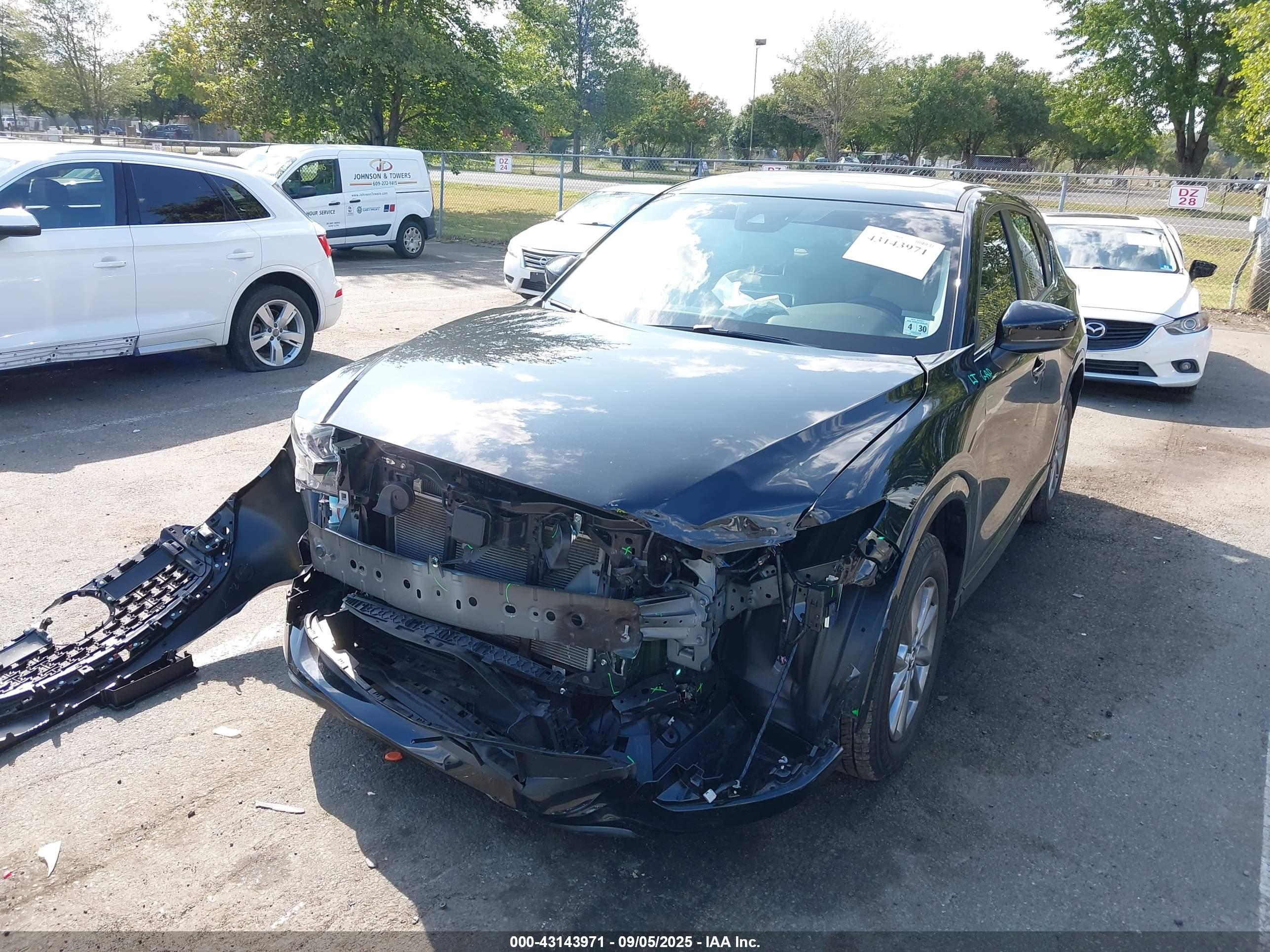 MAZDA CX-5 image 2
