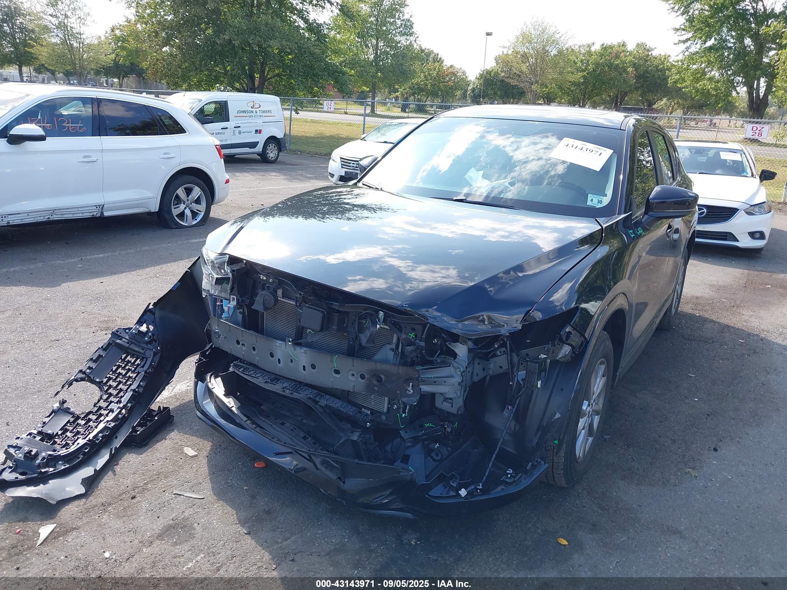 MAZDA CX-5 image 6