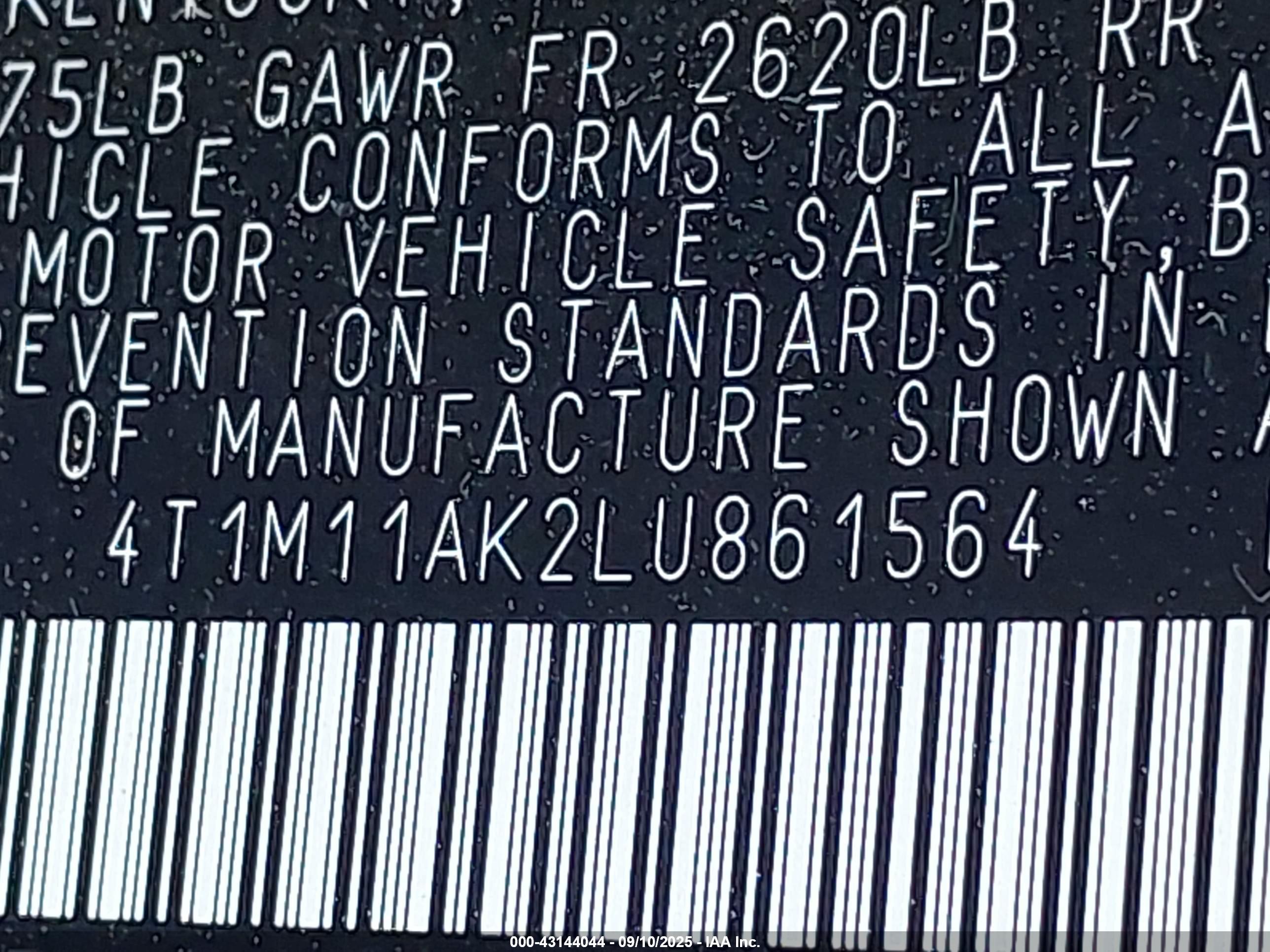 TOYOTA CAMRY image 9
