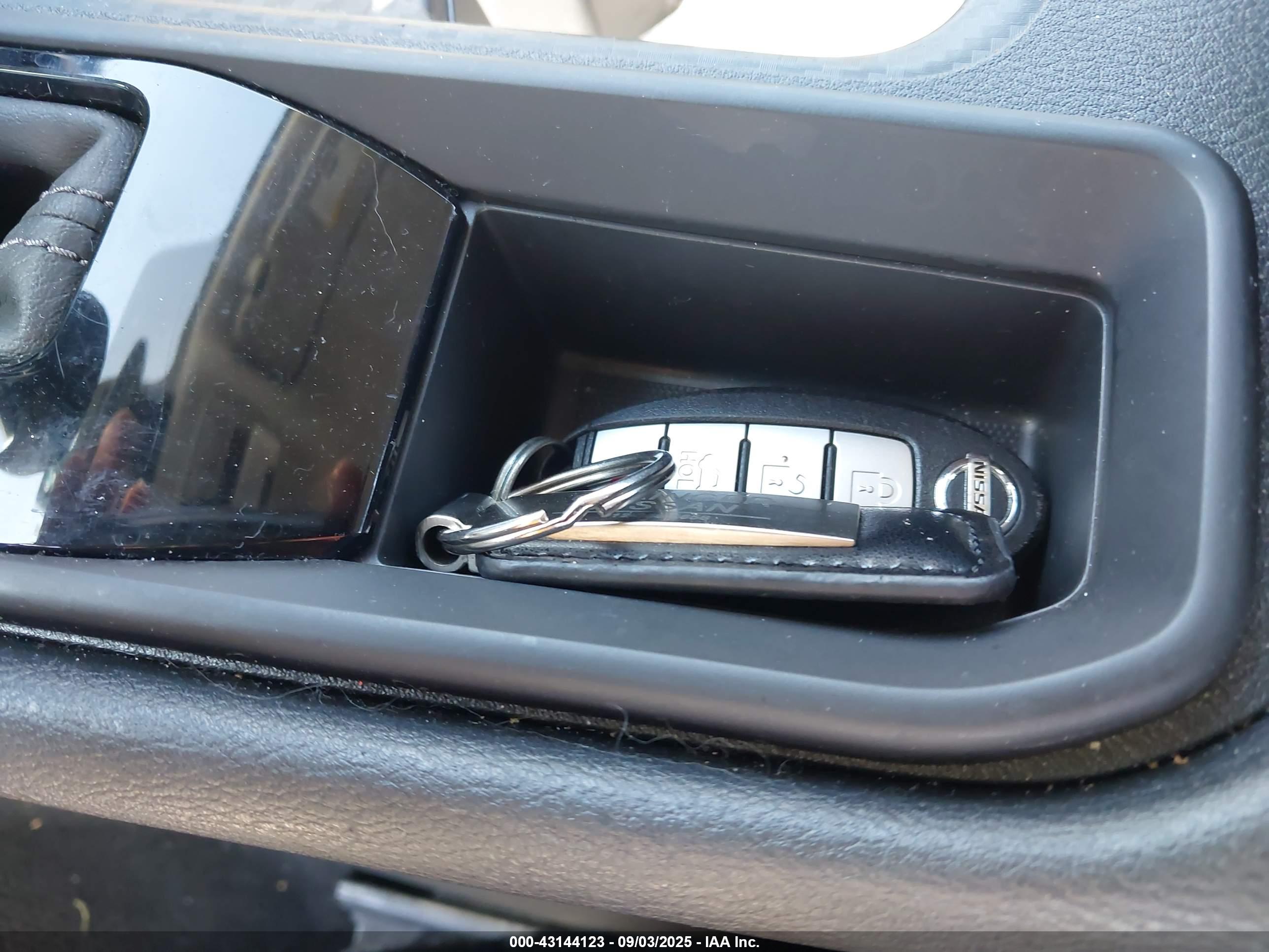 NISSAN SENTRA image 11