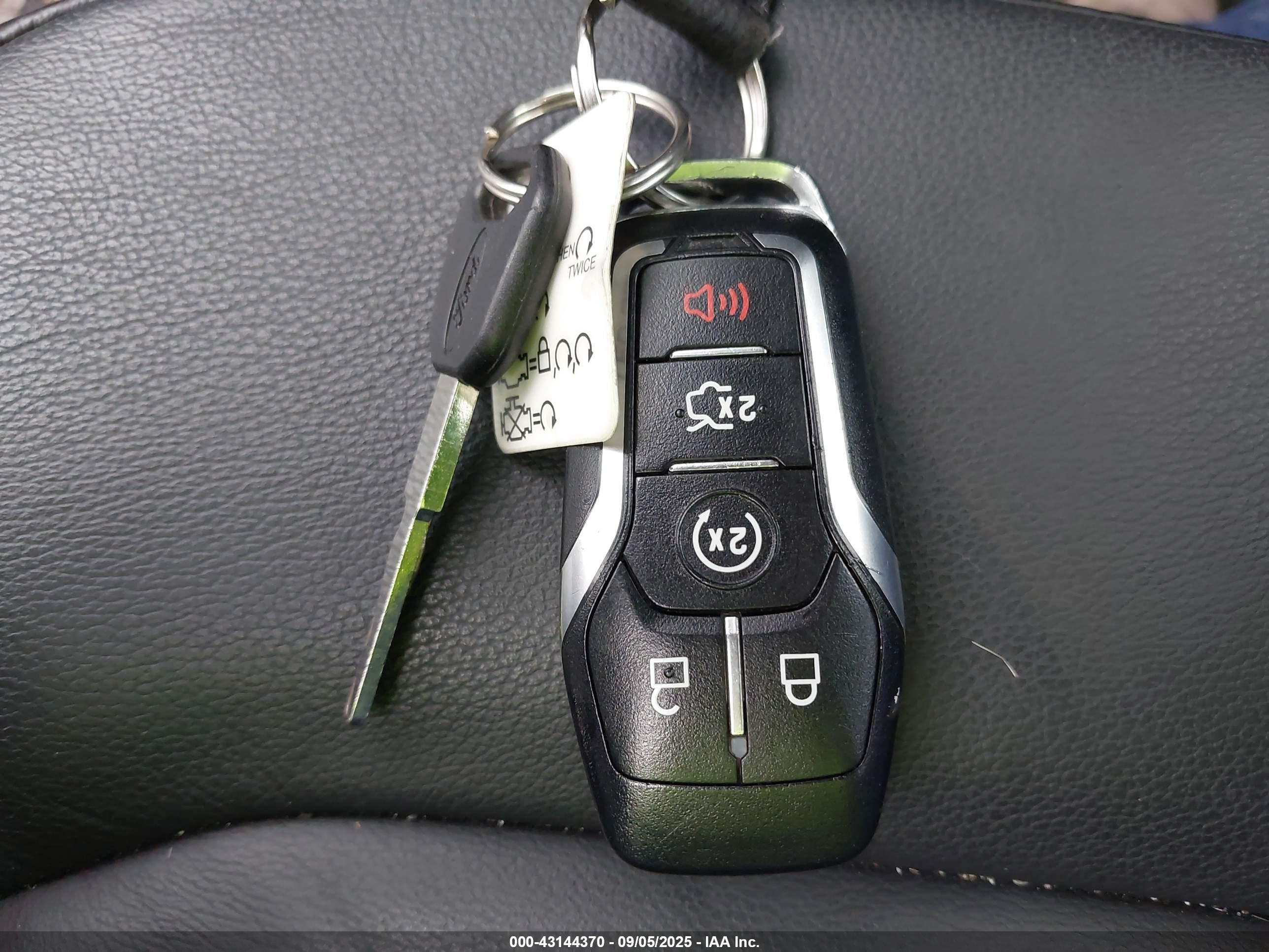 FORD EDGE image 11