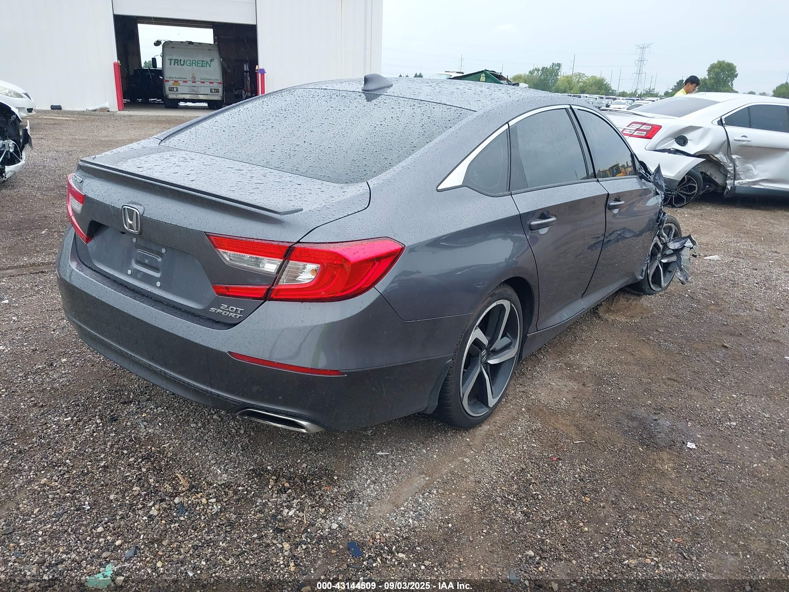HONDA ACCORD image 4